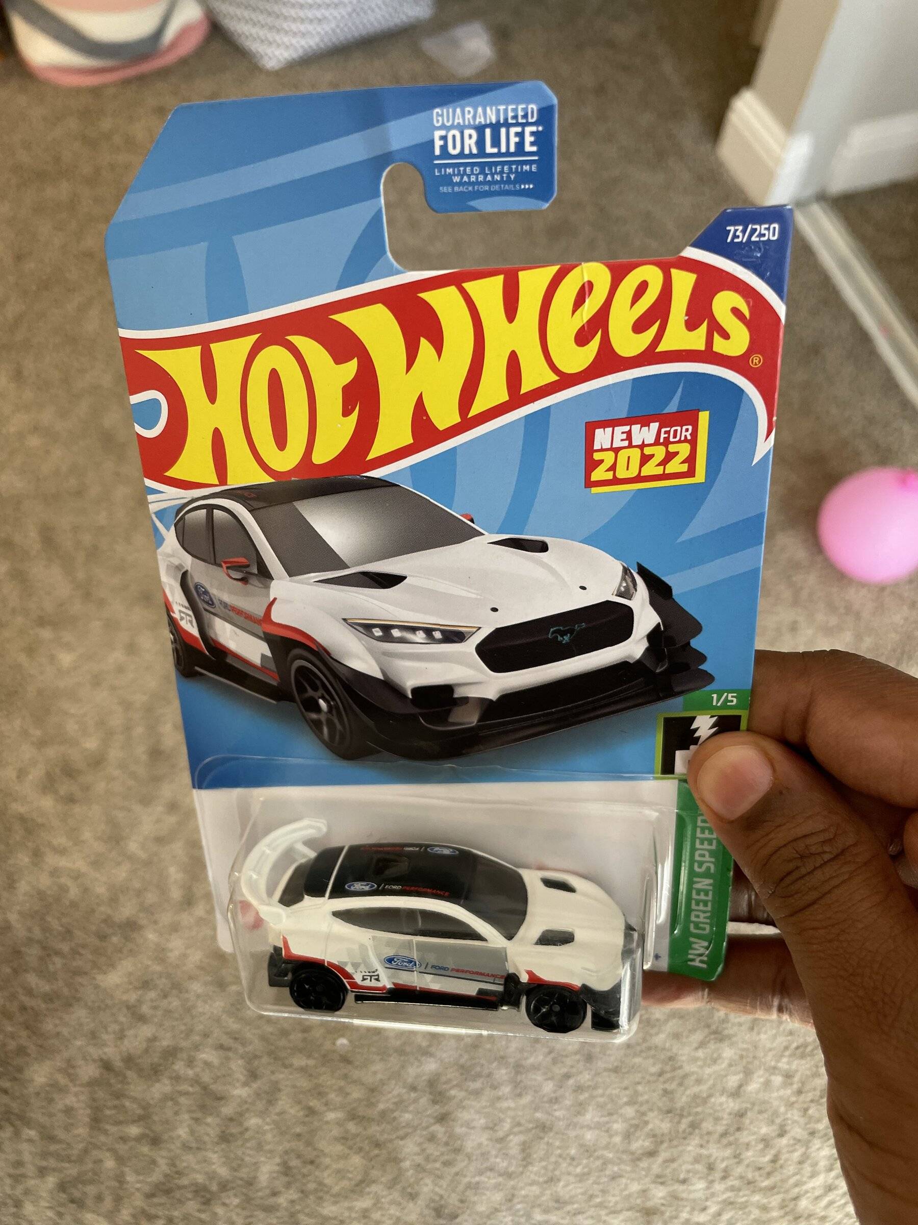 Ford Mustang Mach-E Hot Wheels Mach-E 1400 4AEFBFED-FA5E-45D8-A59D-68FC5C043188