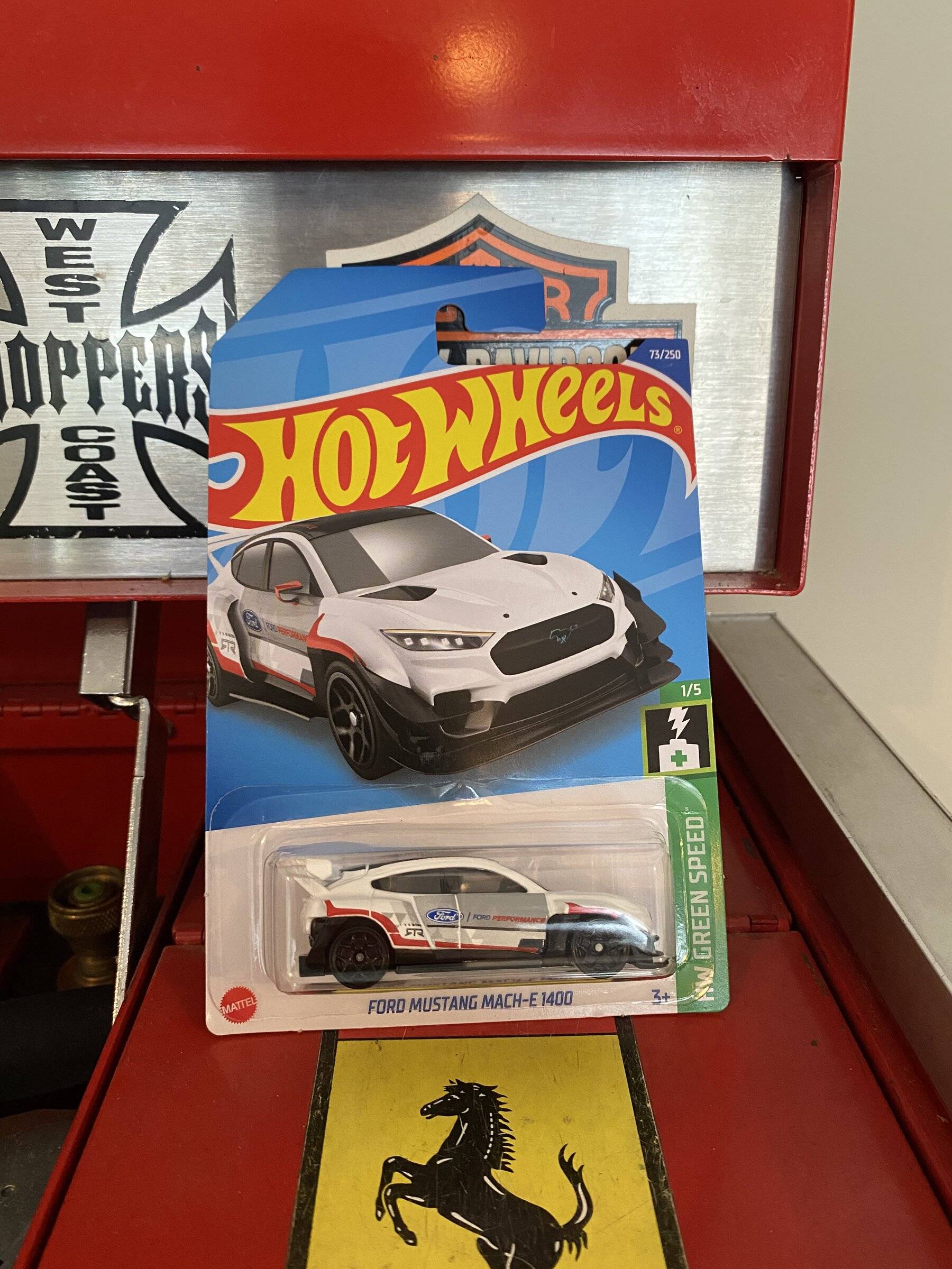 Ford Mustang Mach-E Hot Wheels Mach-E 1400 BA8908A3-D31A-485A-AB72-DA34A2A3ADE6