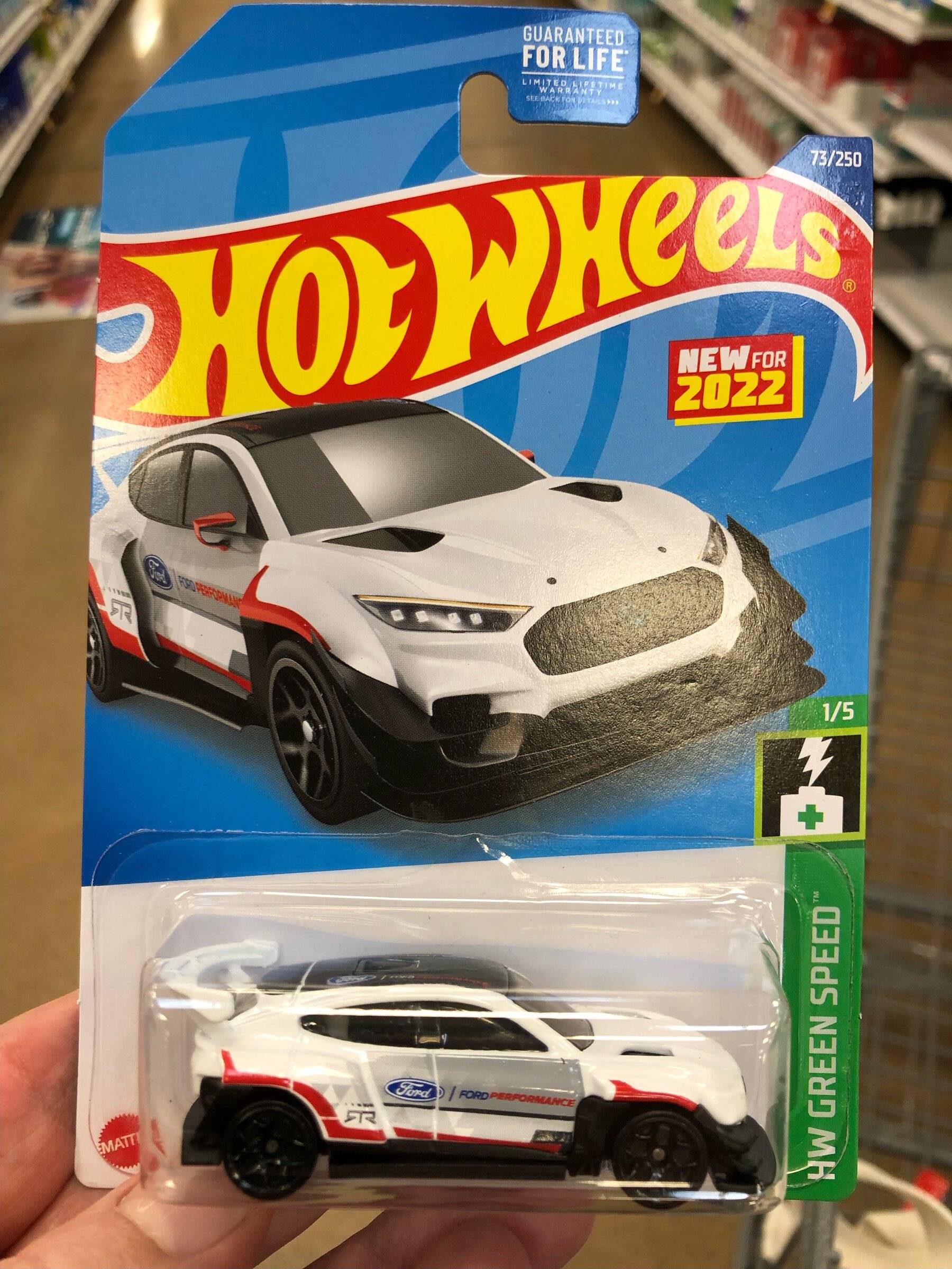 Ford Mustang Mach-E Hot Wheels Mach-E 1400 IMG_3090