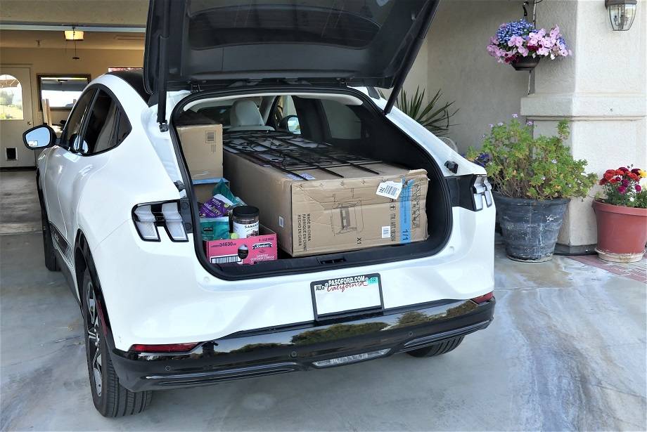 Ford Mustang Mach-E Mach E fits all the tools. What have you hauled / carried / fit in your cargo space? ❓❓ 1649278105921
