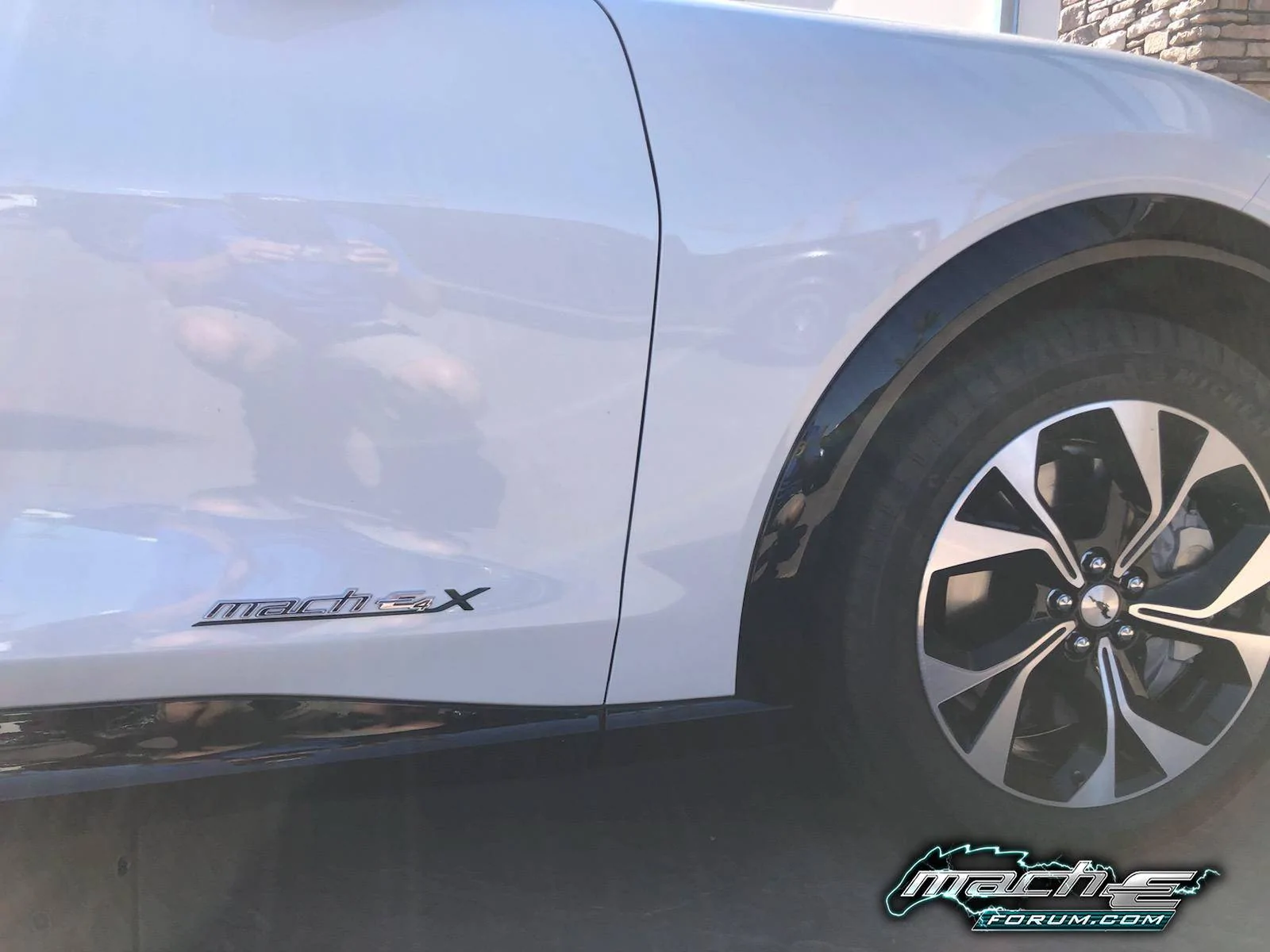 Ford Mustang Mach-E Mach-E 4x (Star White / Gray Interior) sighted at Phoenix dealership, with a look at range figures Star White Mach-E 5