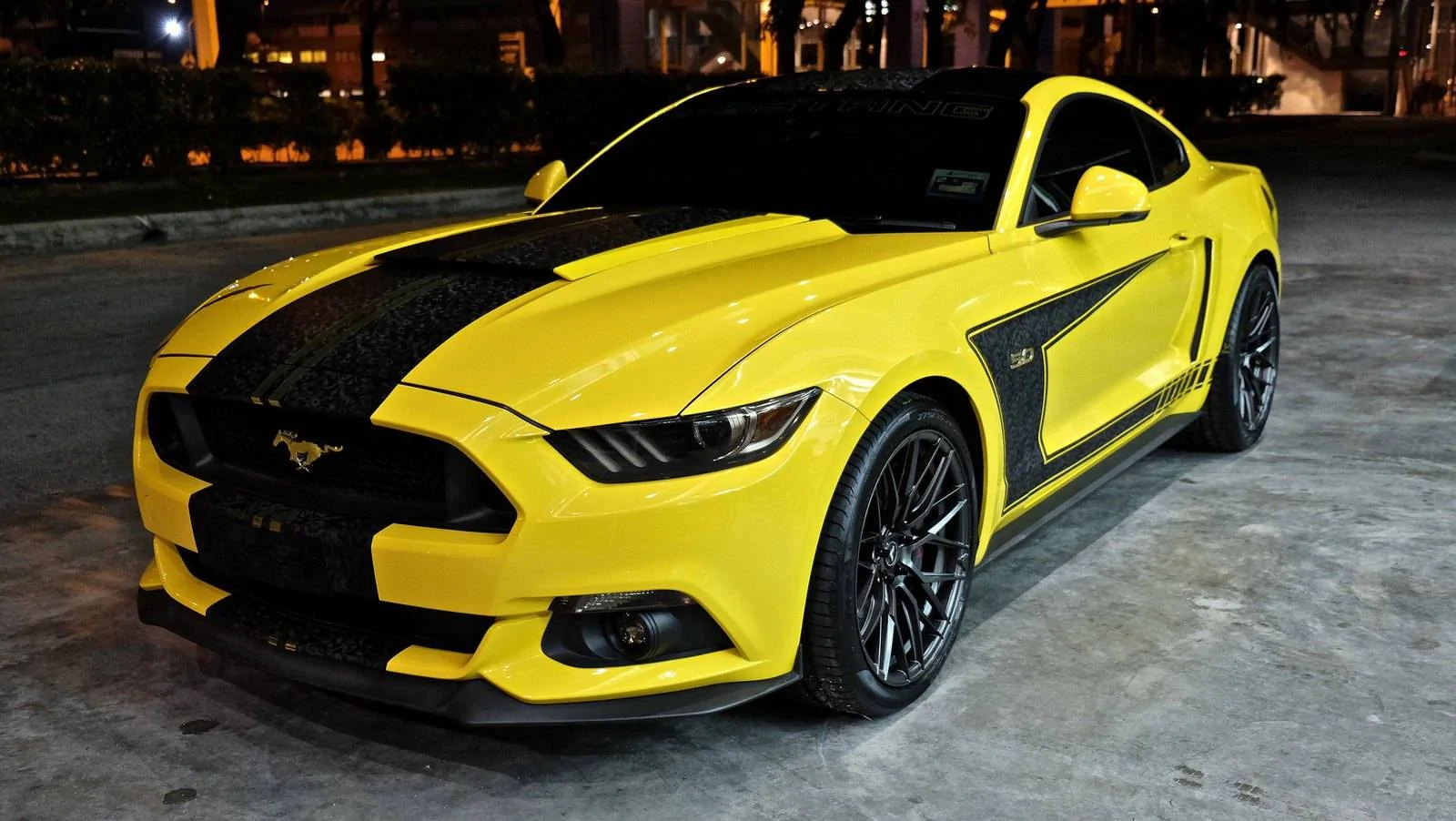 Ford Mustang Mach-E Cyber Orange w/ PPF & Hatch Wrapped Gloss Black 3CE388E1-F9F2-486B-BCA3-7EDE836F012B