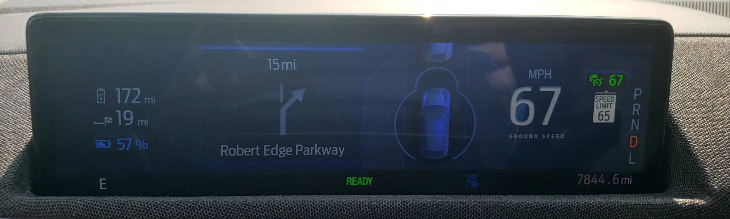 Ford Mustang Mach-E OTA 1.7.1 Stuck, anyone else have issue updating? 20220608_110619