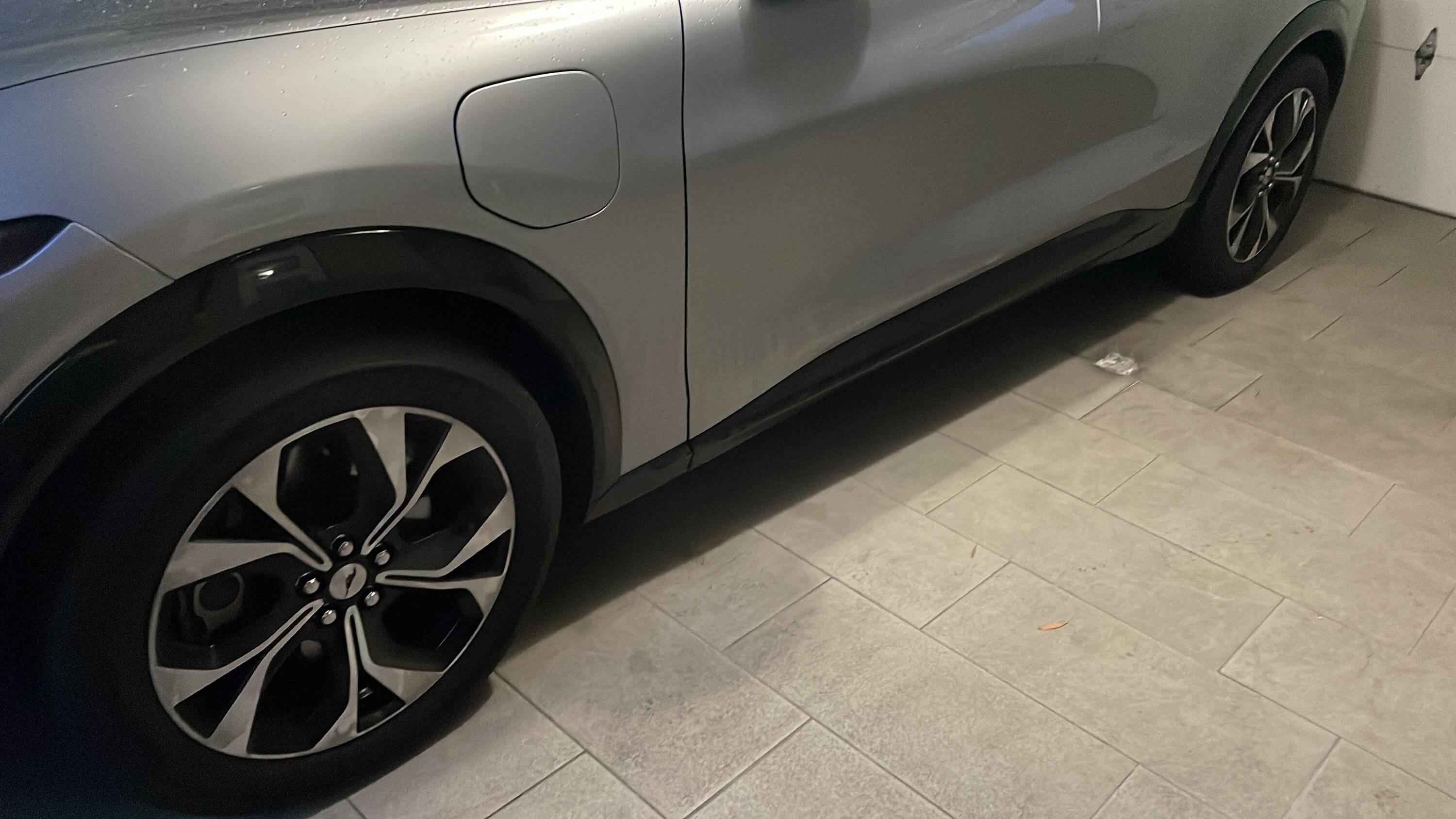 Ford Mustang Mach-E Mach-E Aftermarket wheel and tire information and pictures A4A49031-15CE-4BCE-8044-7A51C9D58772