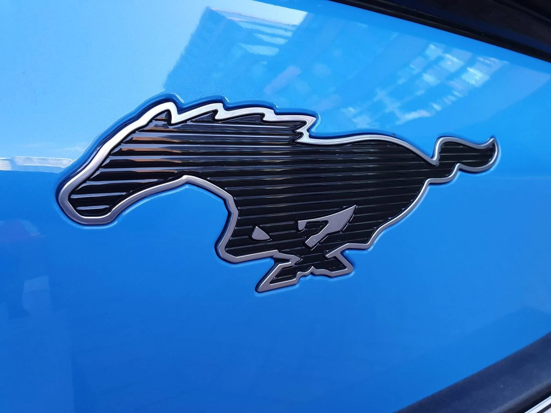 Ford Mustang Mach-E INFINITE BLUE METALLIC Mach-E Photos full-1