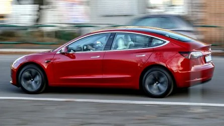 Ford Mustang Mach-E Lack Of Knowledge And Patience Inhibit North American EV Adoption la-nostra-elettrica-tesla-model-3