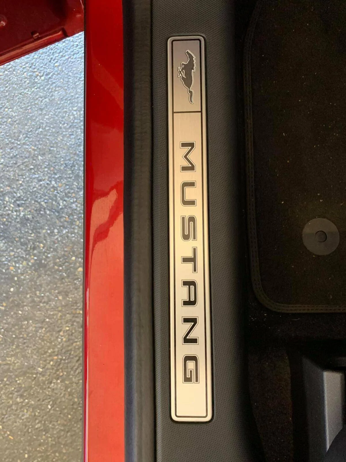Ford Mustang Mach-E RAPID RED METALLIC Mach-E Photos 1604361991081