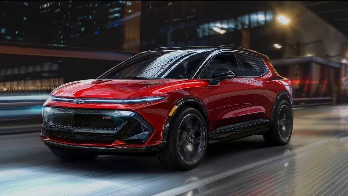 Ford Mustang Mach-E MME vs Chevy Equinox EV Equinox EV-render2