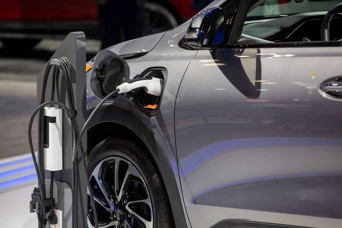 Ford Mustang Mach-E Senate Bill Deal to Expand EV Tax Credits (7/27/2022) 1200x-1