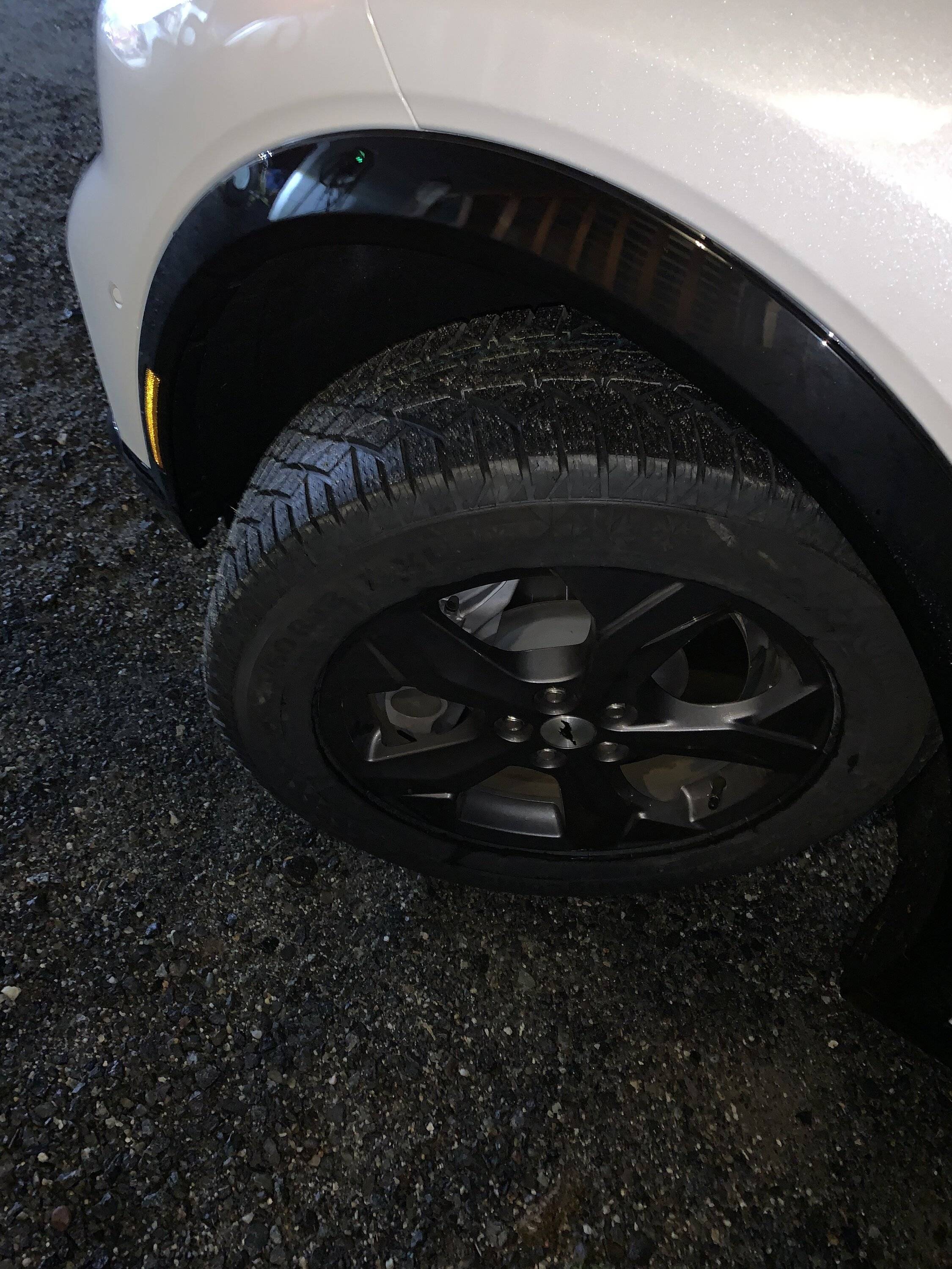 Ford Mustang Mach-E 18” Select wheels with Continental Viking Contact 7 Snows with TPMS and Lugs 136DB262-87D5-447E-87D3-CD8AB211F3ED