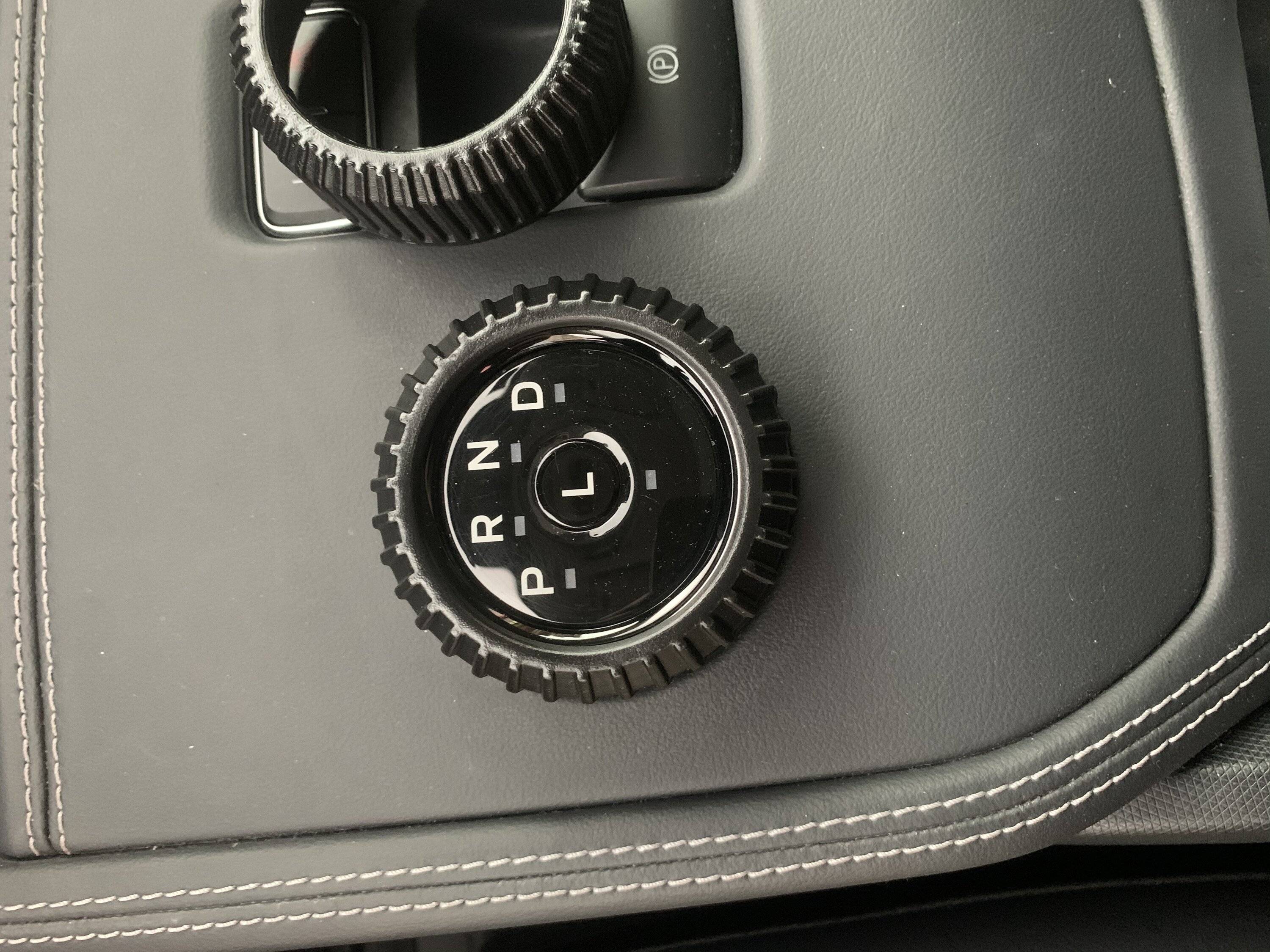 Ford Mustang Mach-E Any chance of a metal replacement (mod) for the volume knob? 00ff0f54d918debf3d0ece6e7507c38