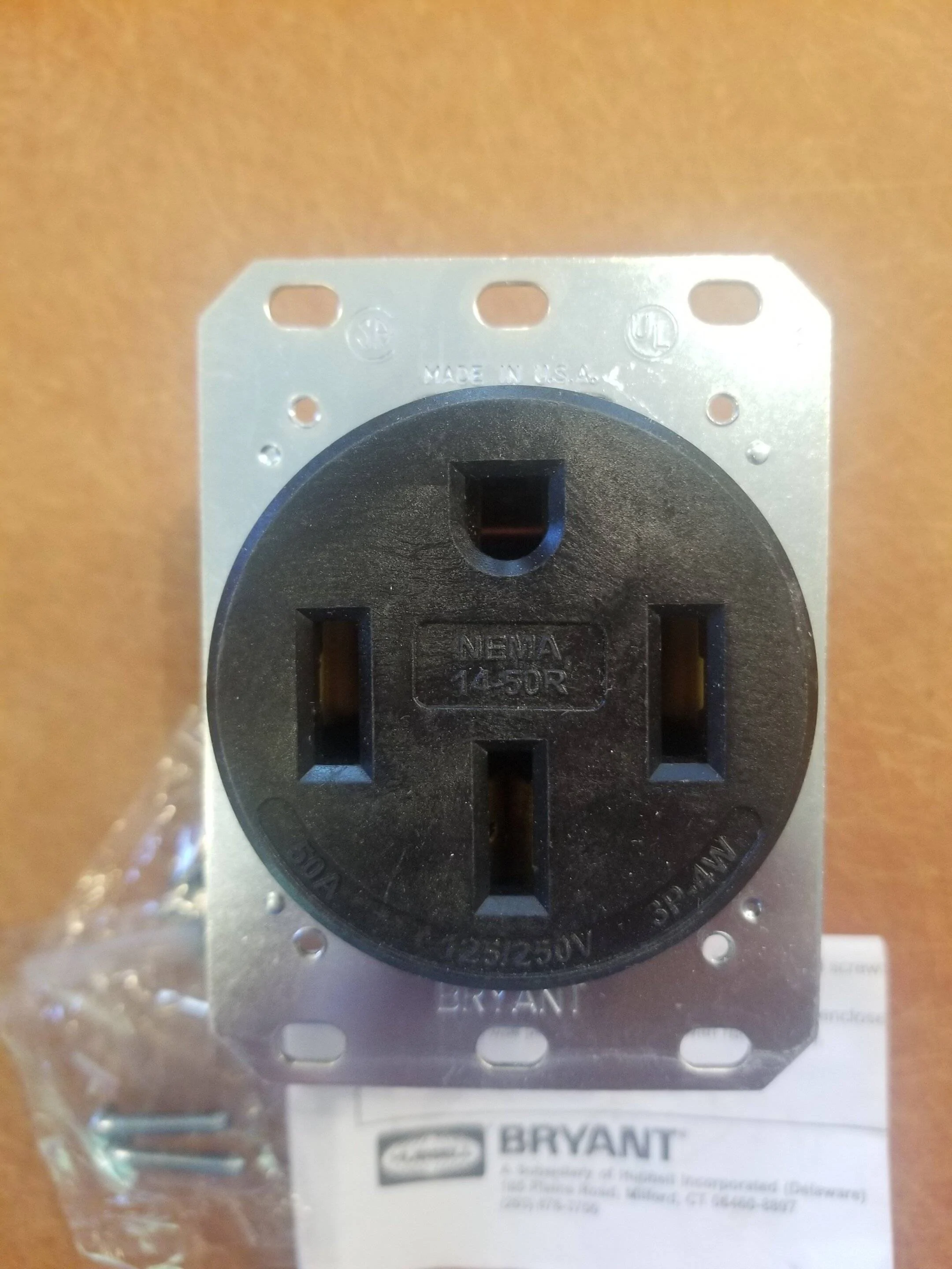 Ford Mustang Mach-E Burned out wall receptacle and plug. ugh (JuiceBox 40) 20220824_090225