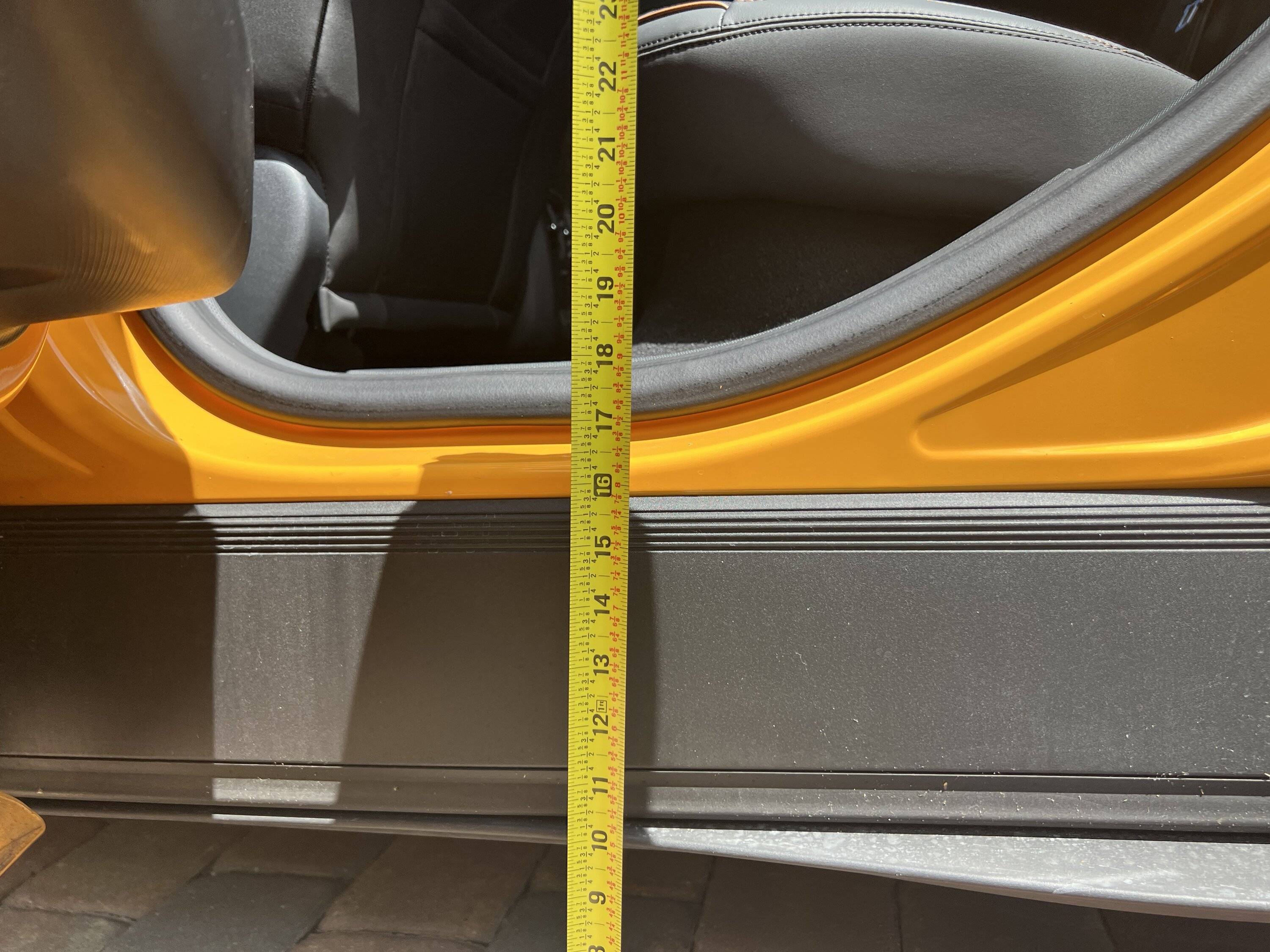 Ford Mustang Mach-E Step-in height--for little passengers 2C239375-6C4C-419A-B20C-AF9C1195E70B