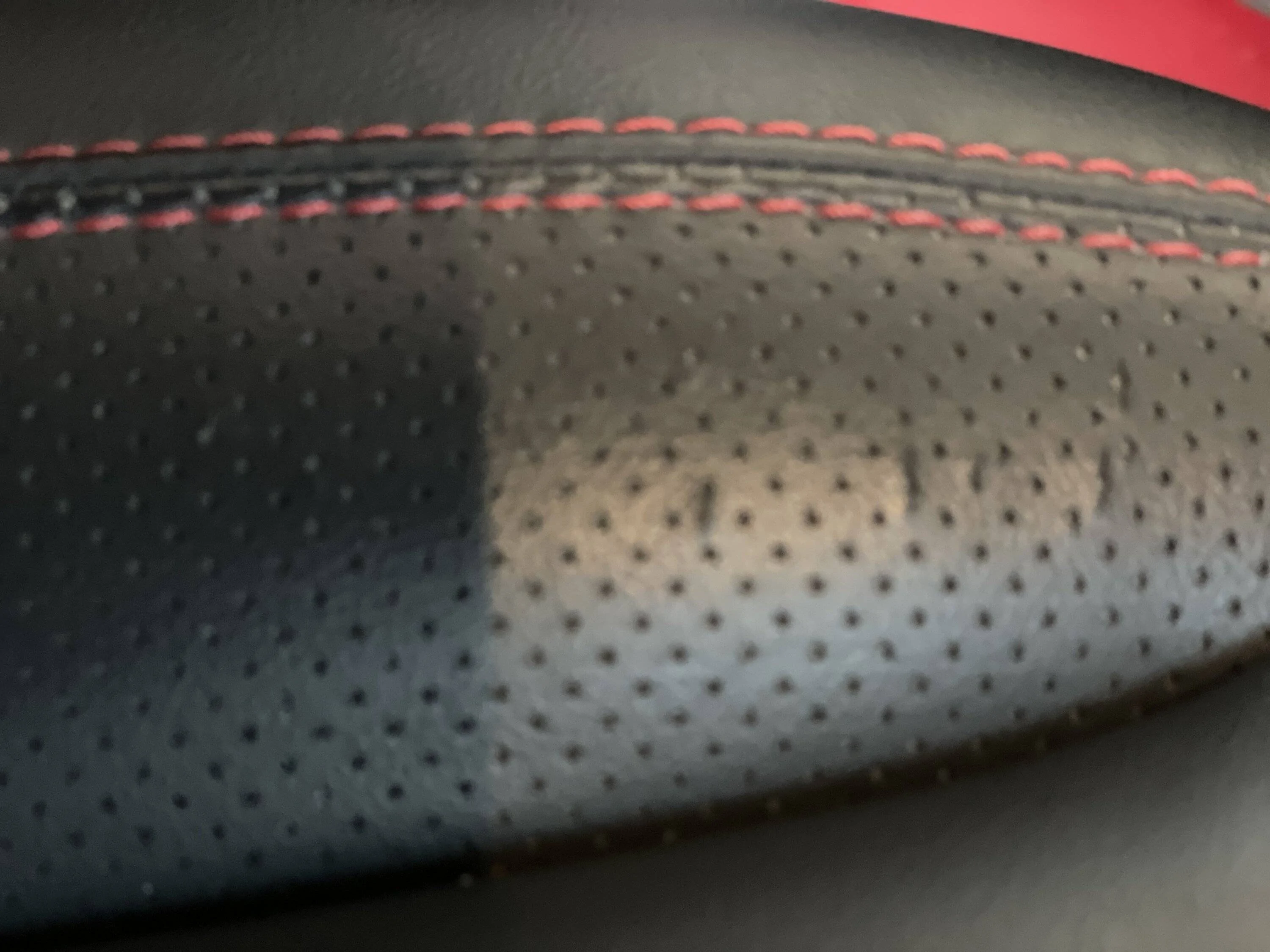 Ford Mustang Mach-E Seat Material Cracking C02934CE-FFC5-4B3A-AD0C-CF09B5E2CF78