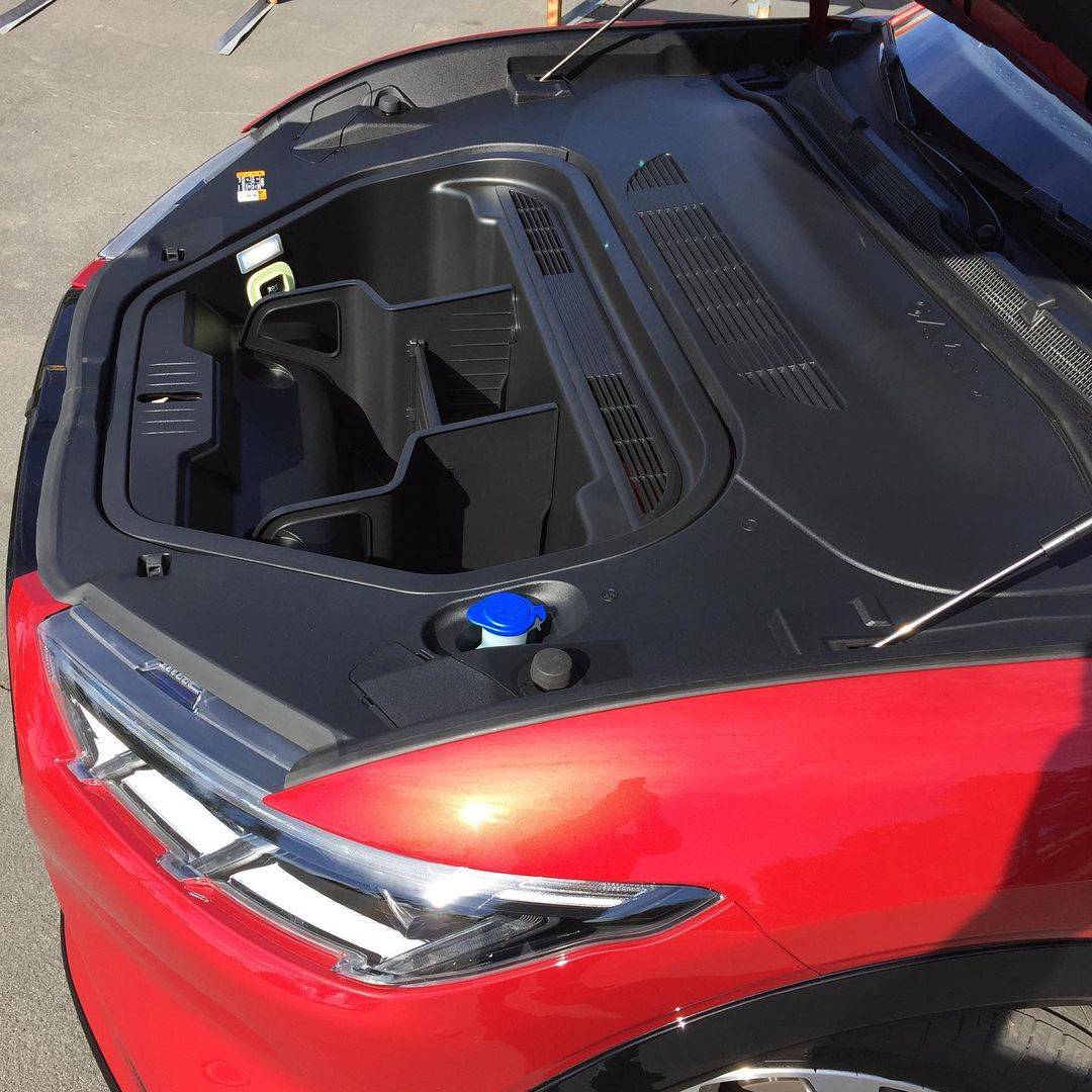 Ford Mustang Mach-E Front trunk (frunk) organizer / divider / storage system shown in images 125213979_1303585776642997_330381070571785014_n