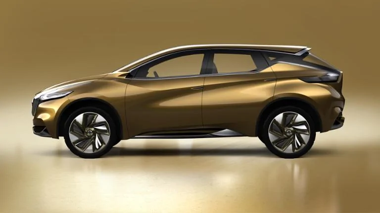 Ford Mustang Mach-E BMW iX preview-768x432