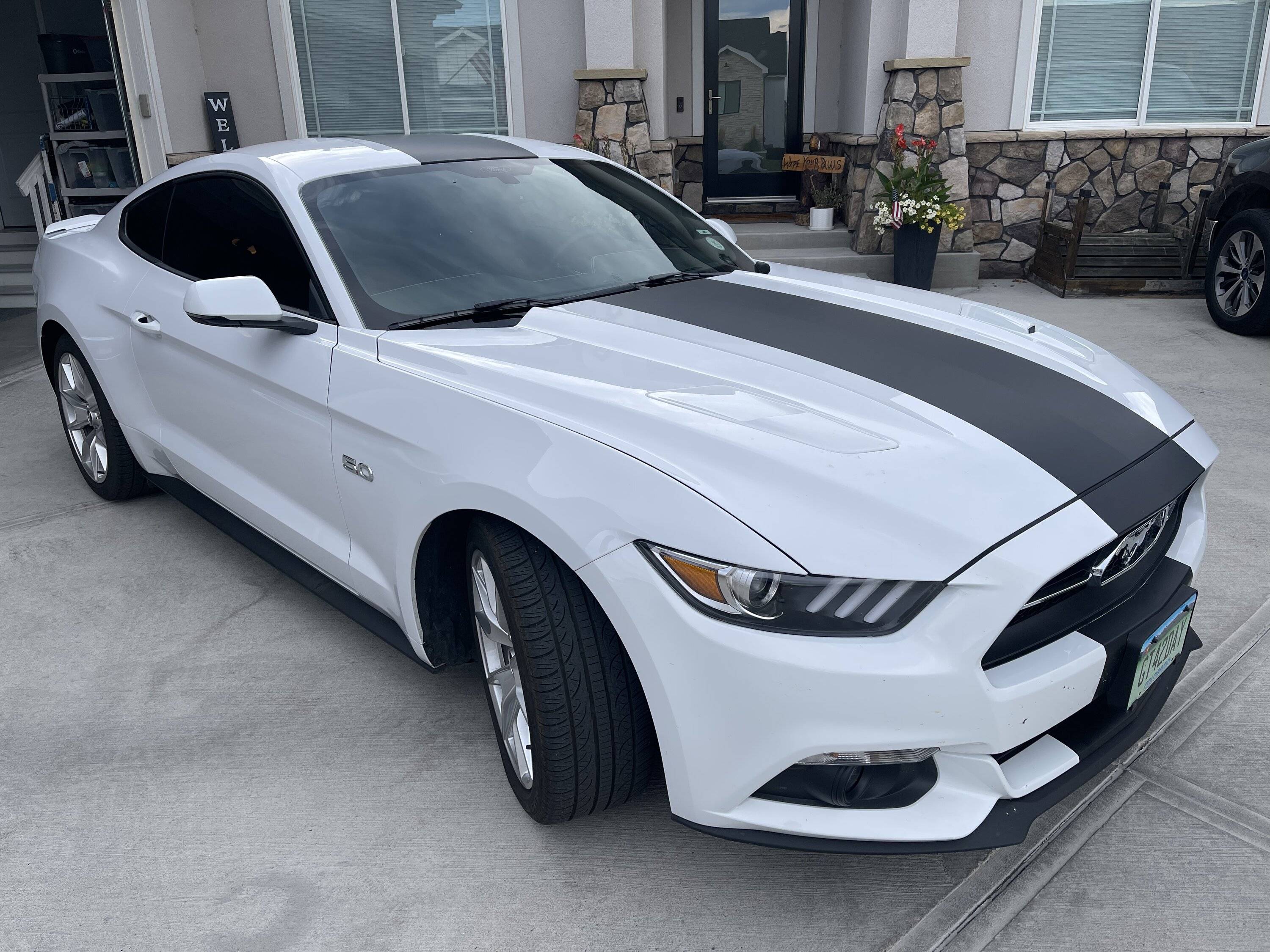 Ford Mustang Mach-E Pirelli tires wearing quickly 1A1AFED9-15E5-43AB-82DD-2D3E2118FC8E