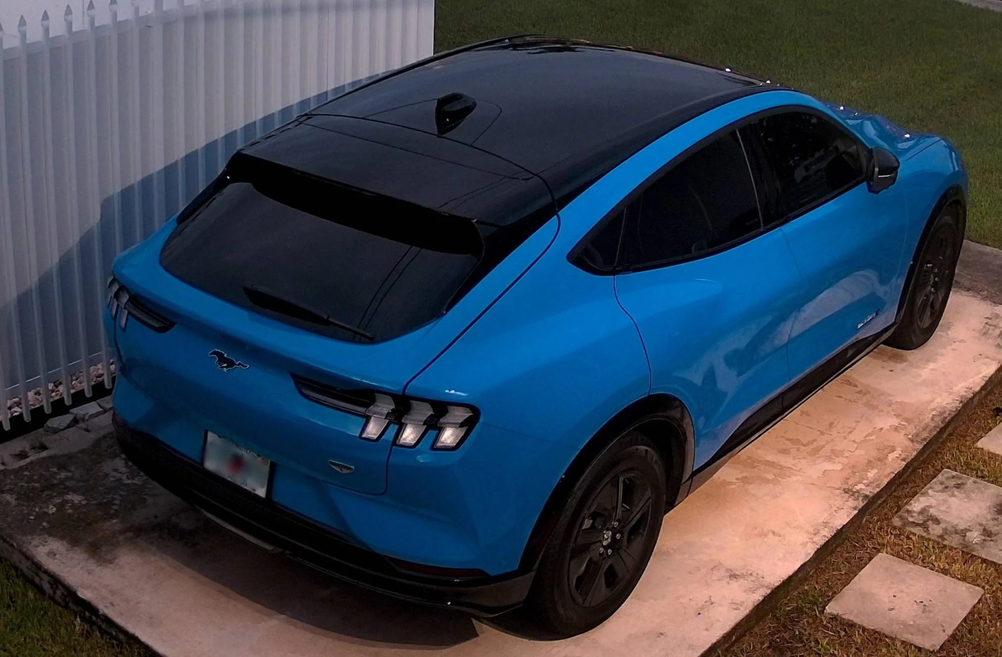 Ford Mustang Mach-E GRABBER BLUE Mach-E Photos night