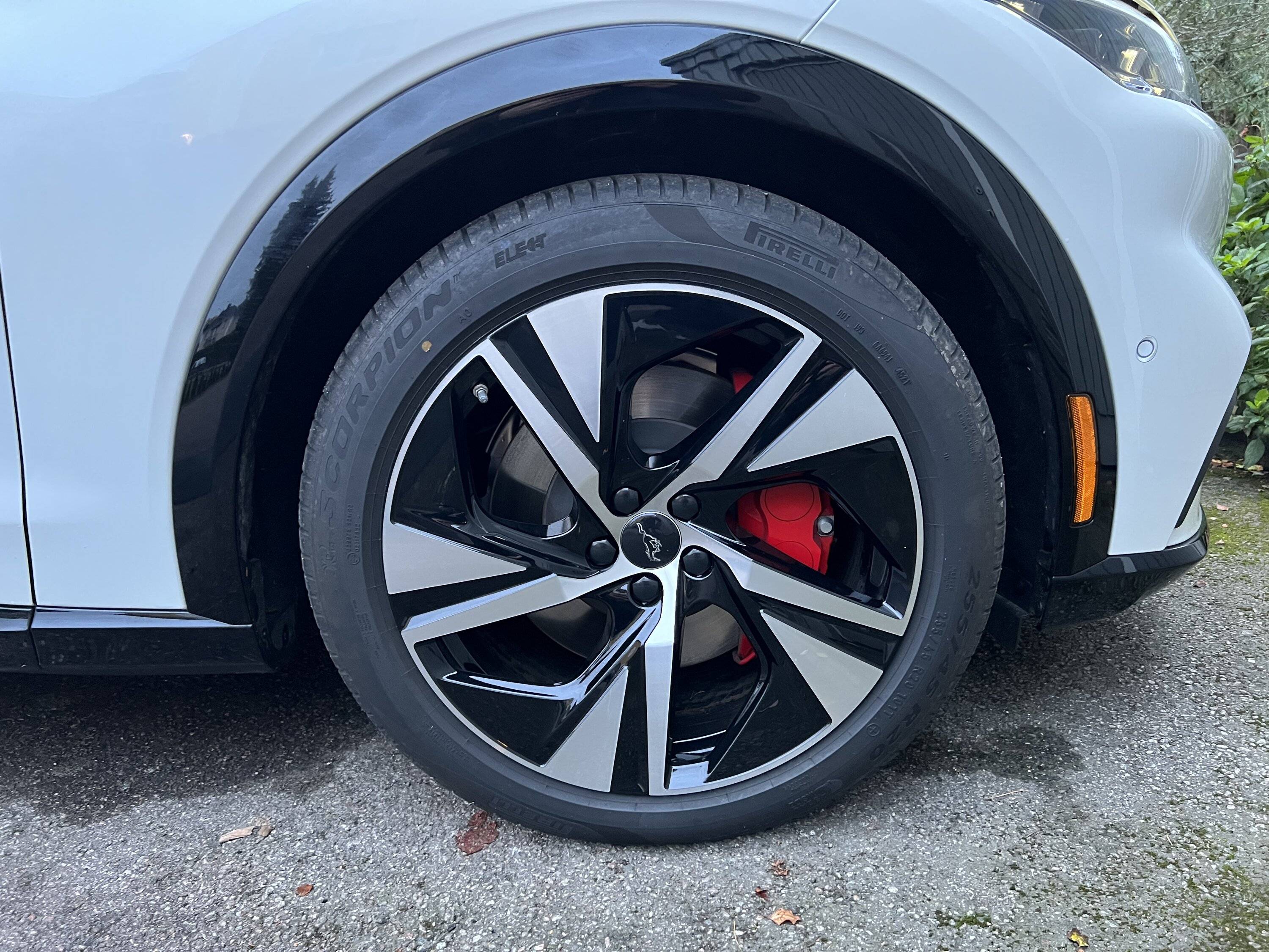 Ford Mustang Mach-E Mach-E Aftermarket wheel and tire information and pictures EFB2D069-1EB4-41A7-84AB-D6DF1565C2A7