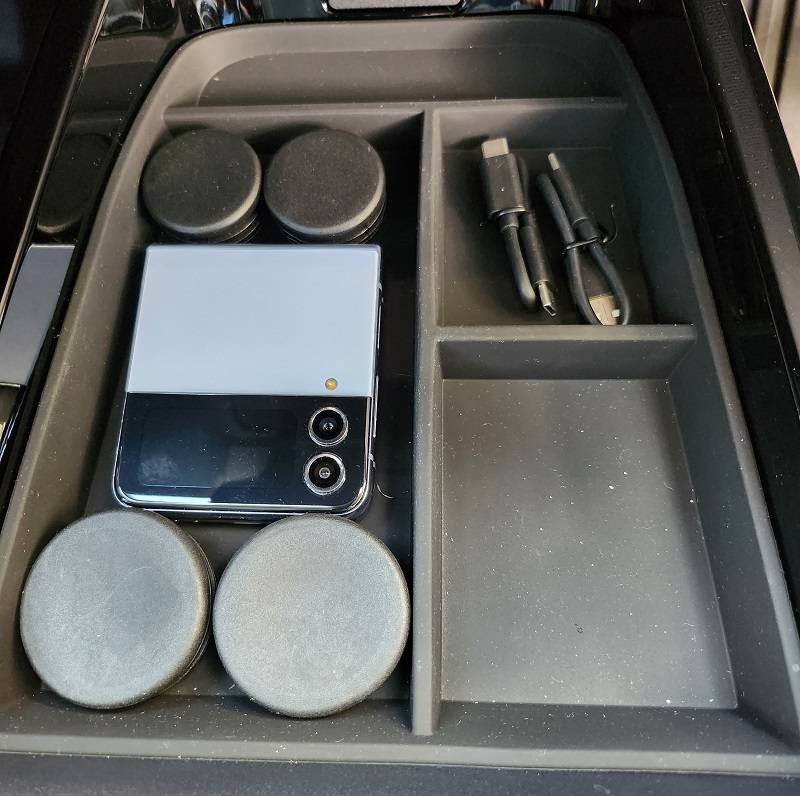 Ford Mustang Mach-E Solution to phone slipping off the charging pad! 📱 charger