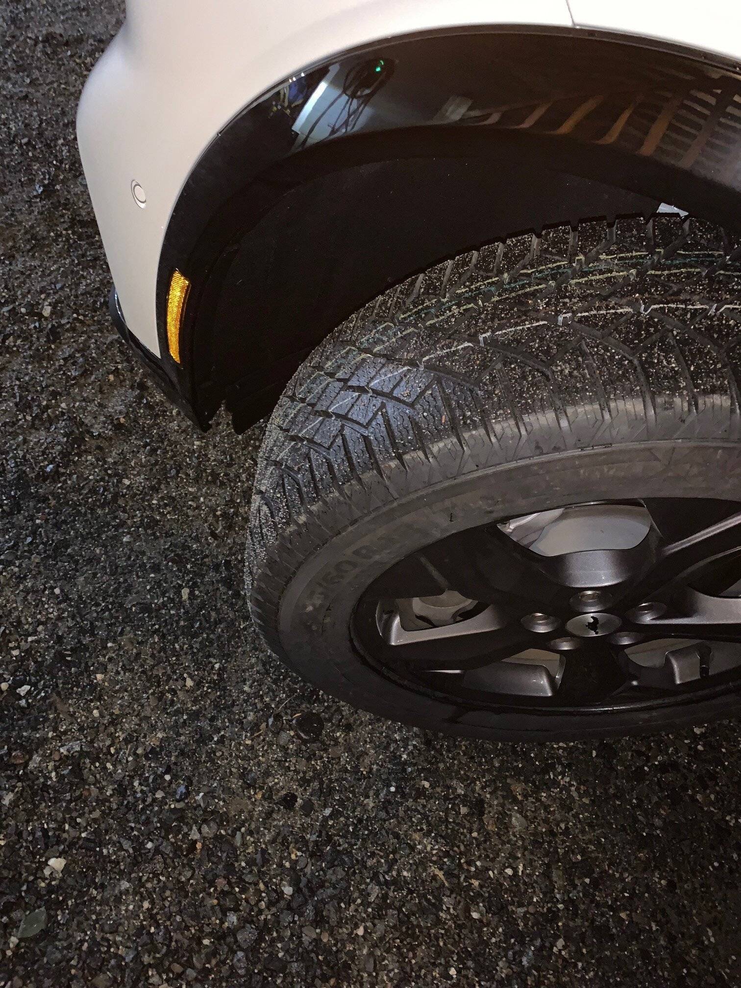 Ford Mustang Mach-E Winter tires and best drive mode for snow? Snows 2