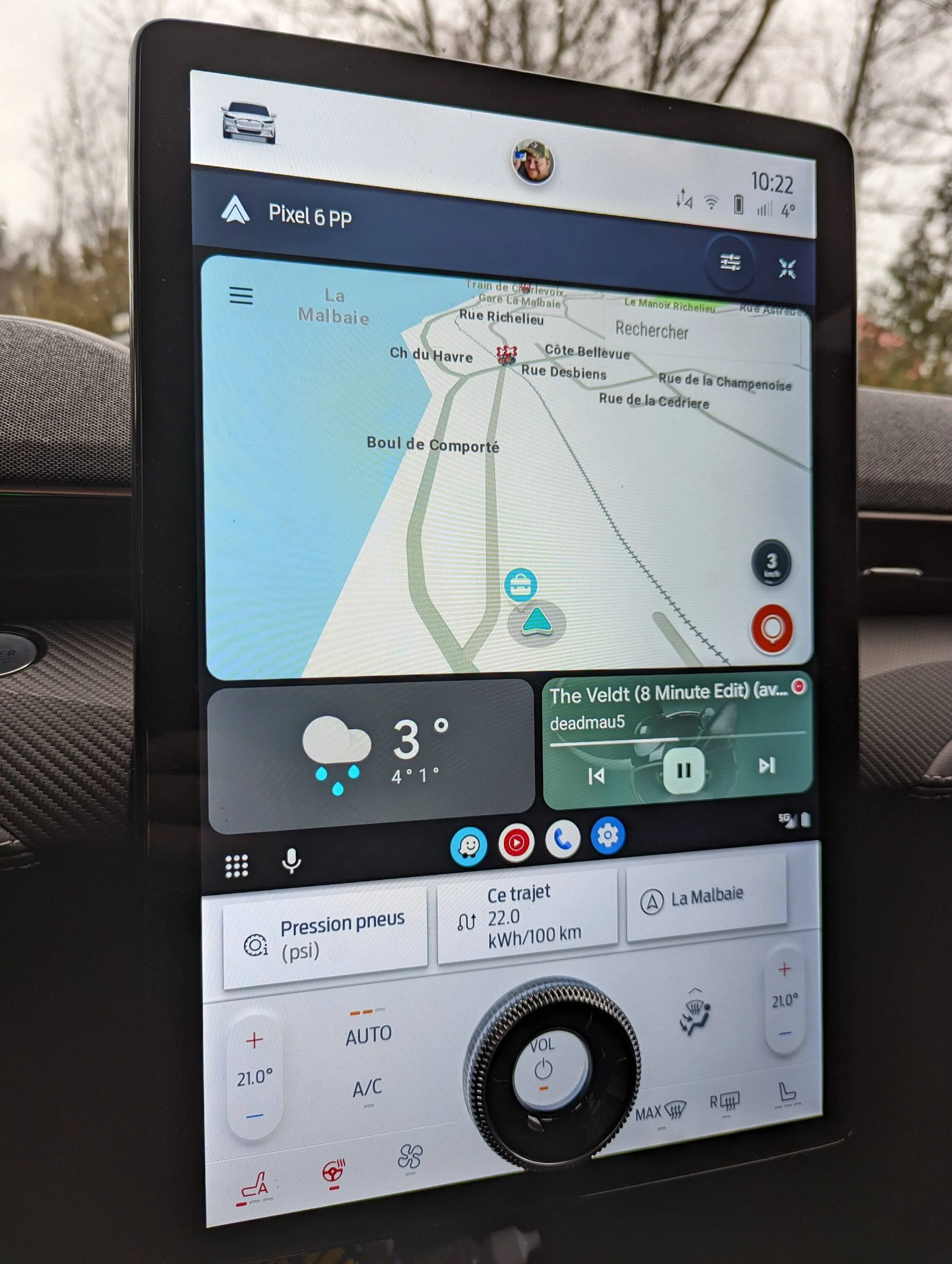 Ford Mustang Mach-E Split-screen Android Auto PXL_20221112_152226517