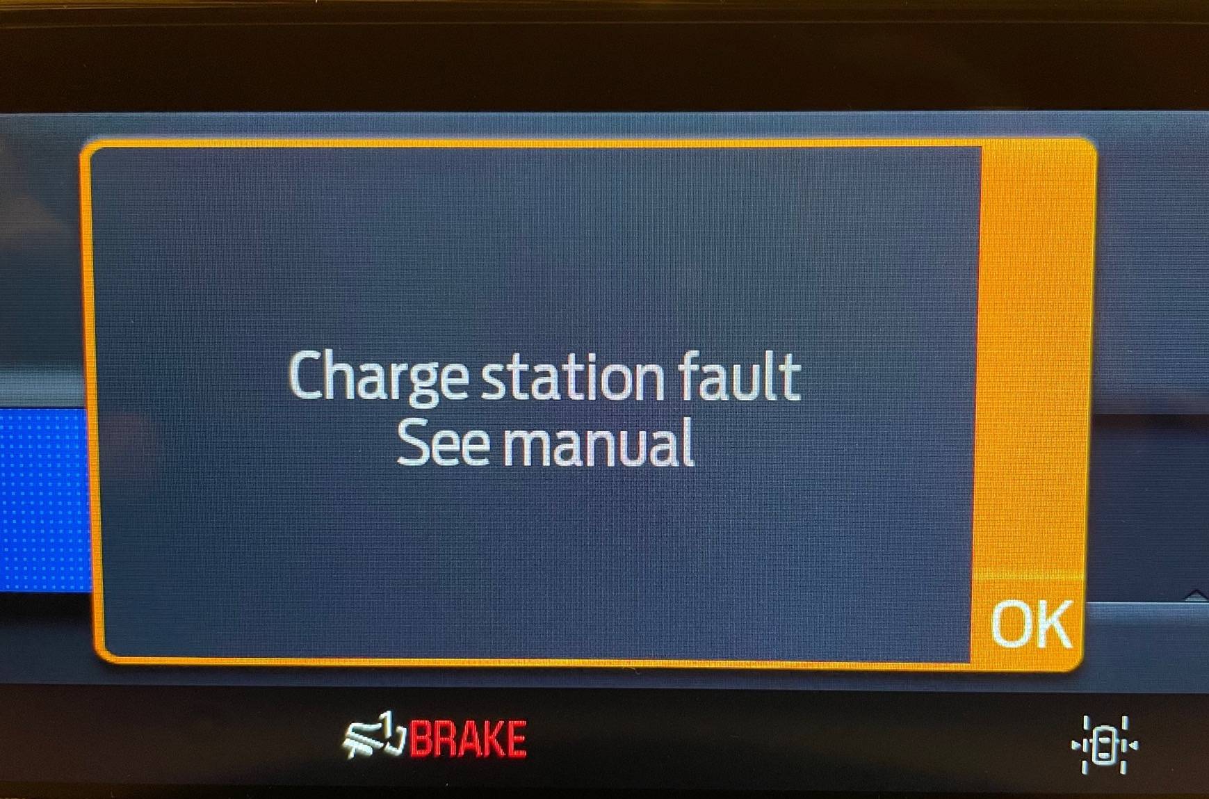 Ford Mustang Mach-E Grizzl-E Charge station fault, tight J1772 plug, red ring error IMG_1350