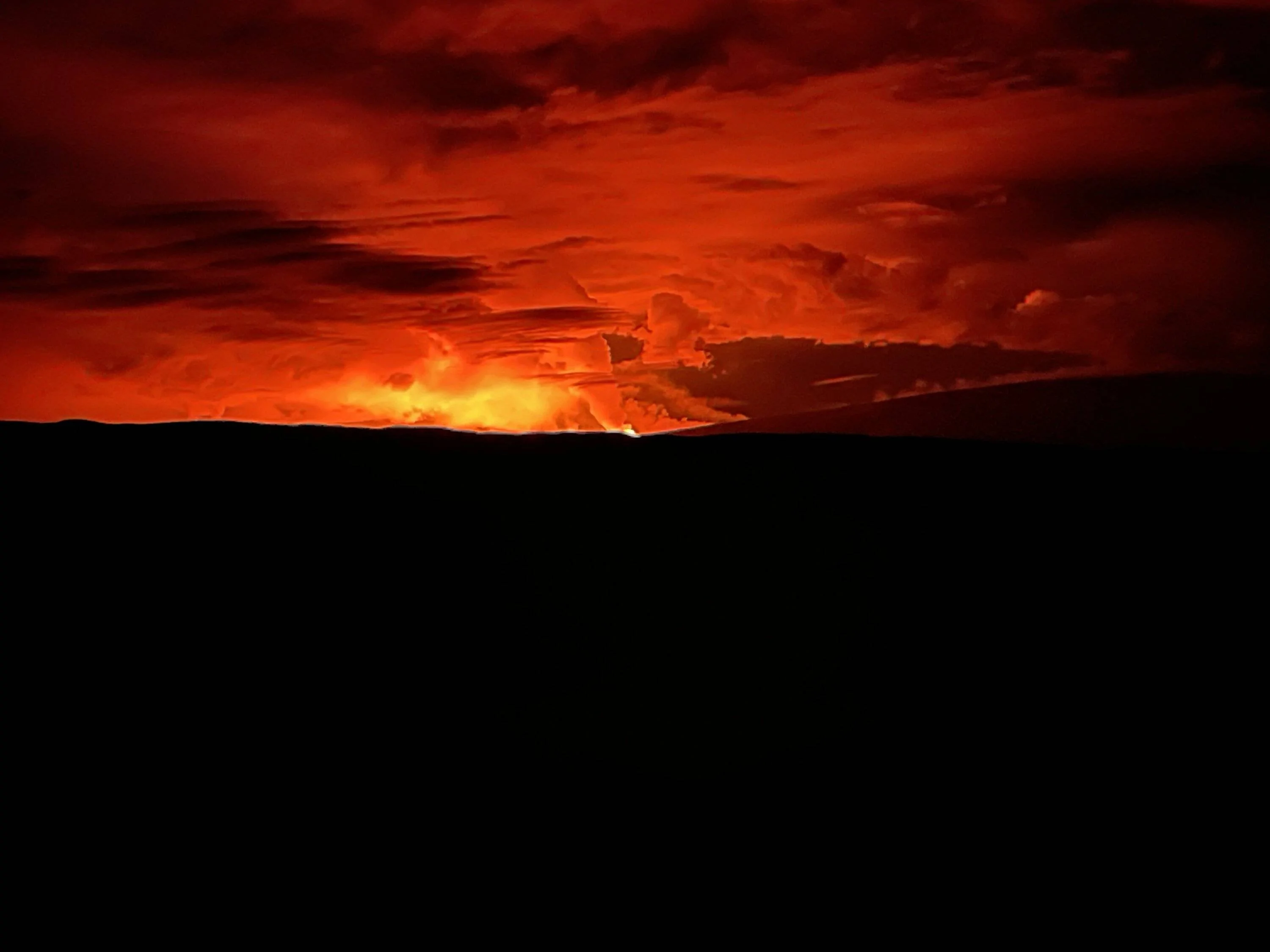 Ford Mustang Mach-E Mauna Loa Erupts IMG_4275