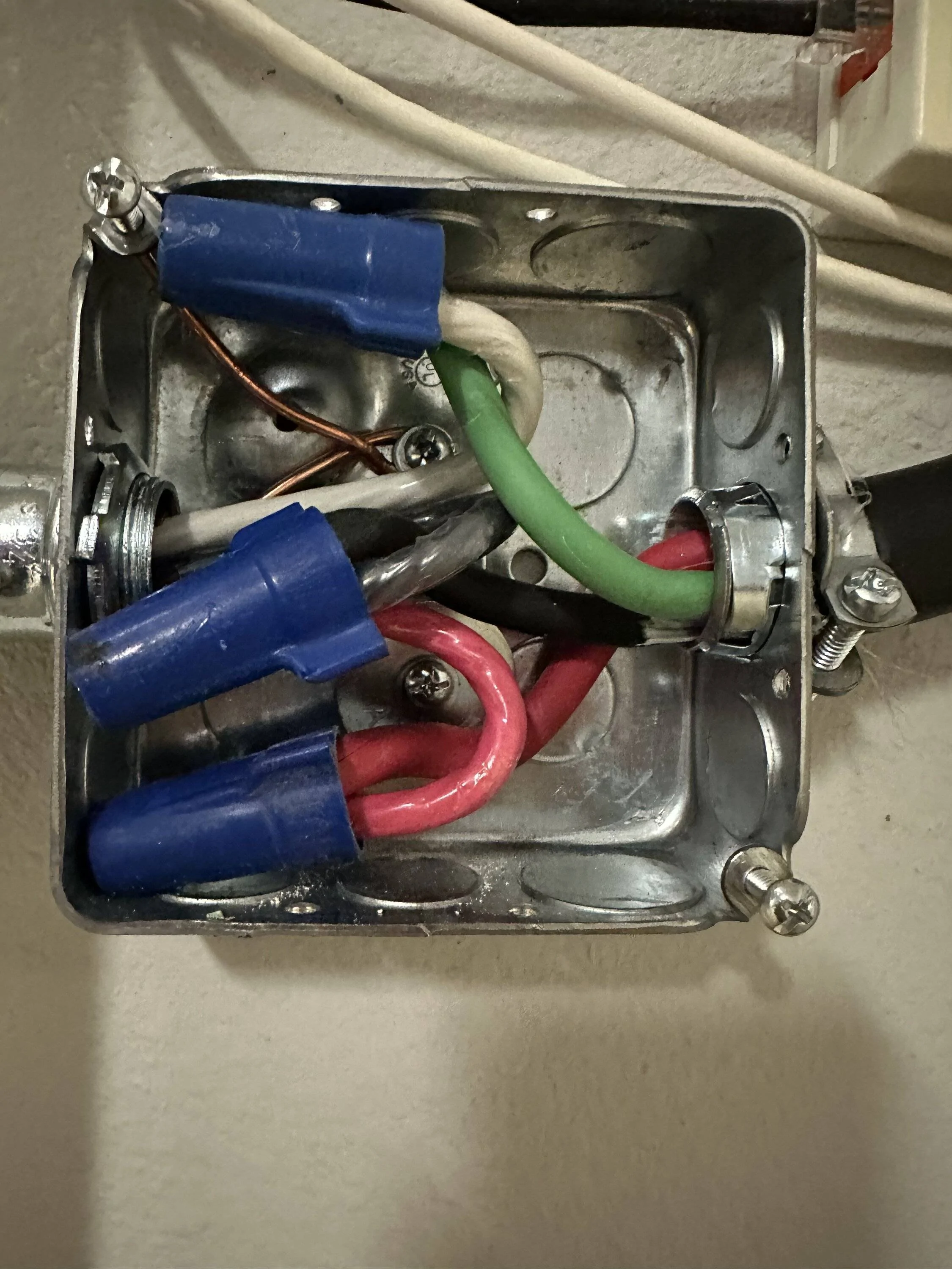 Ford Mustang Mach-E Advise me about wiring with my hardwire install 6353DE07-1723-48F6-880F-357D27BFEA33
