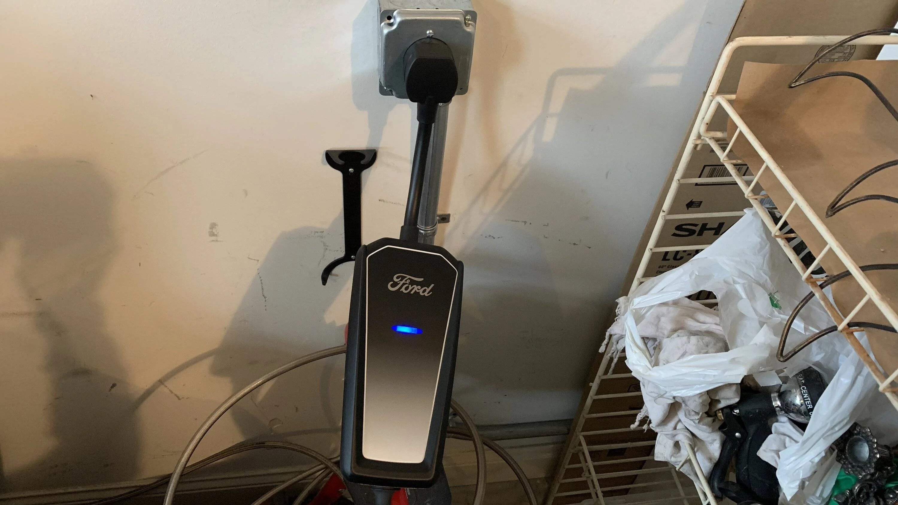 Ford Mustang Mach-E Mobile Charger / Engineering Minds Requested 1C6E3C1C-35B3-4AAD-932A-765AE718F10D