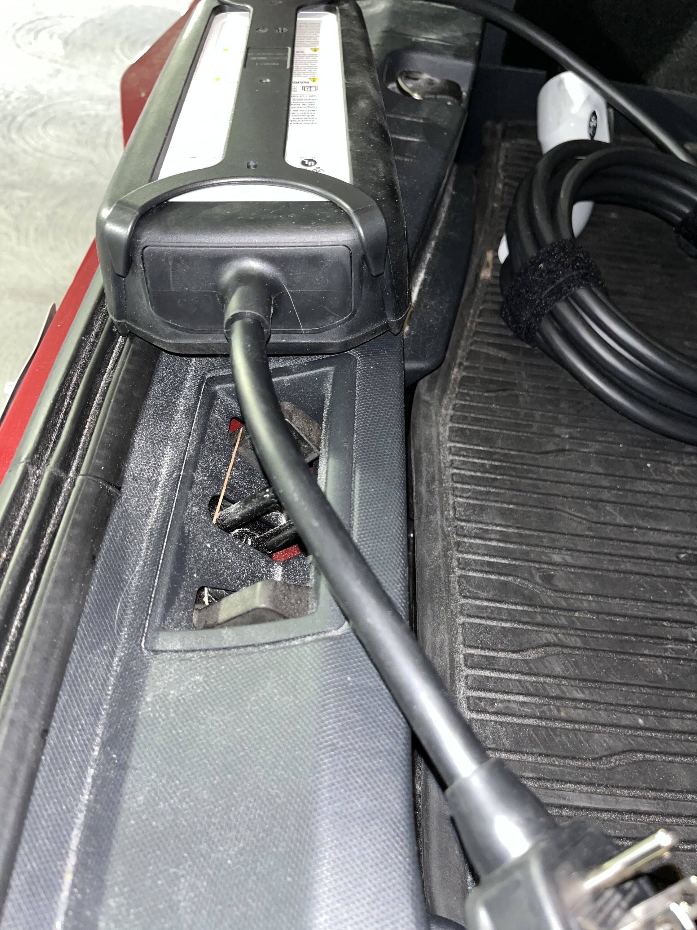Ford Mustang Mach-E Mobile Charger / Engineering Minds Requested CCD06114-60D5-4FB3-84DD-83F0F711D535