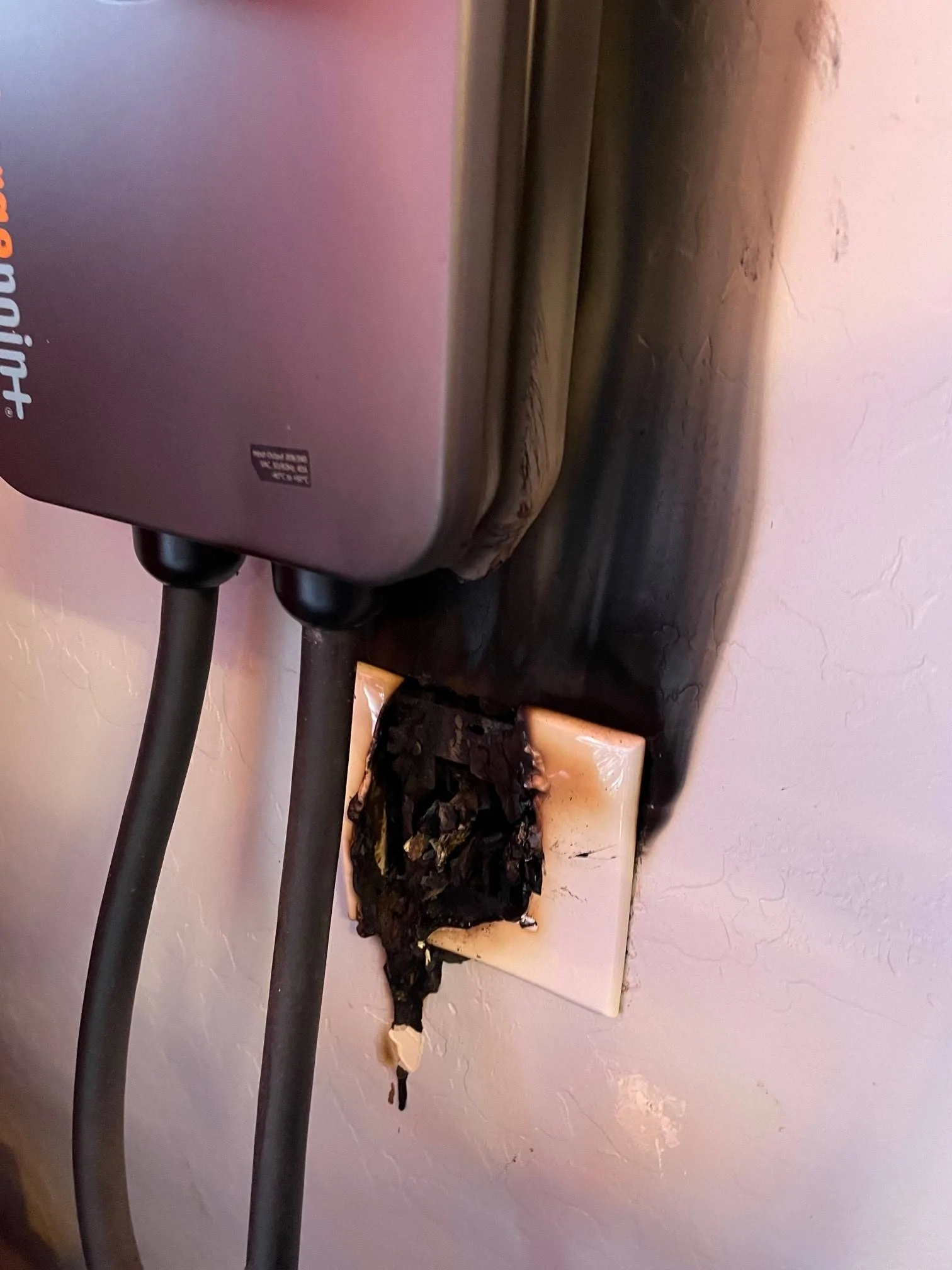 Ford Mustang Mach-E EV Charger Risks: Home Charging Installation Risks and Advice [by Munro Live] burntPlug