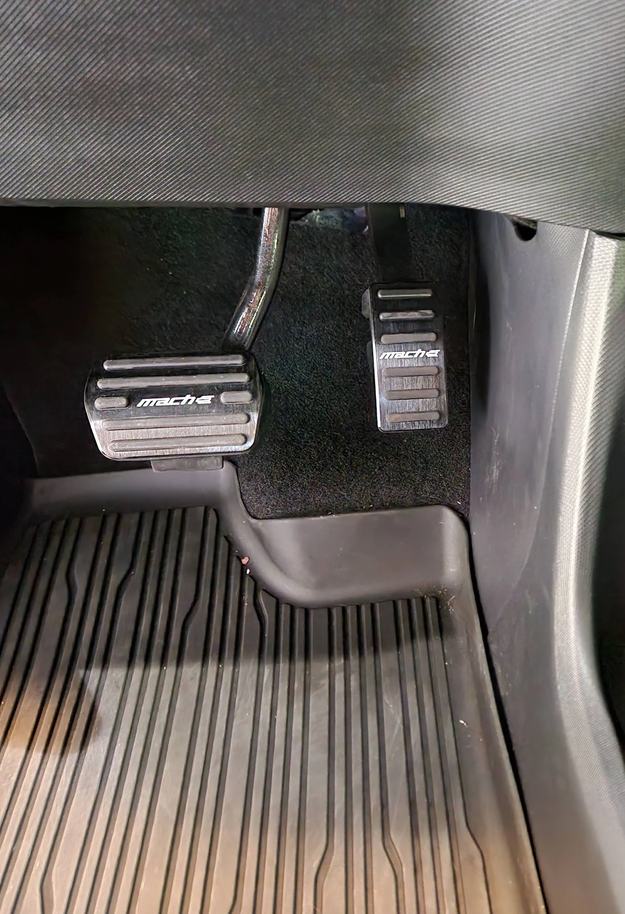 Ford Mustang Mach-E Nice looking pedals. Cheap mod. 2022-12-22 09.30.22