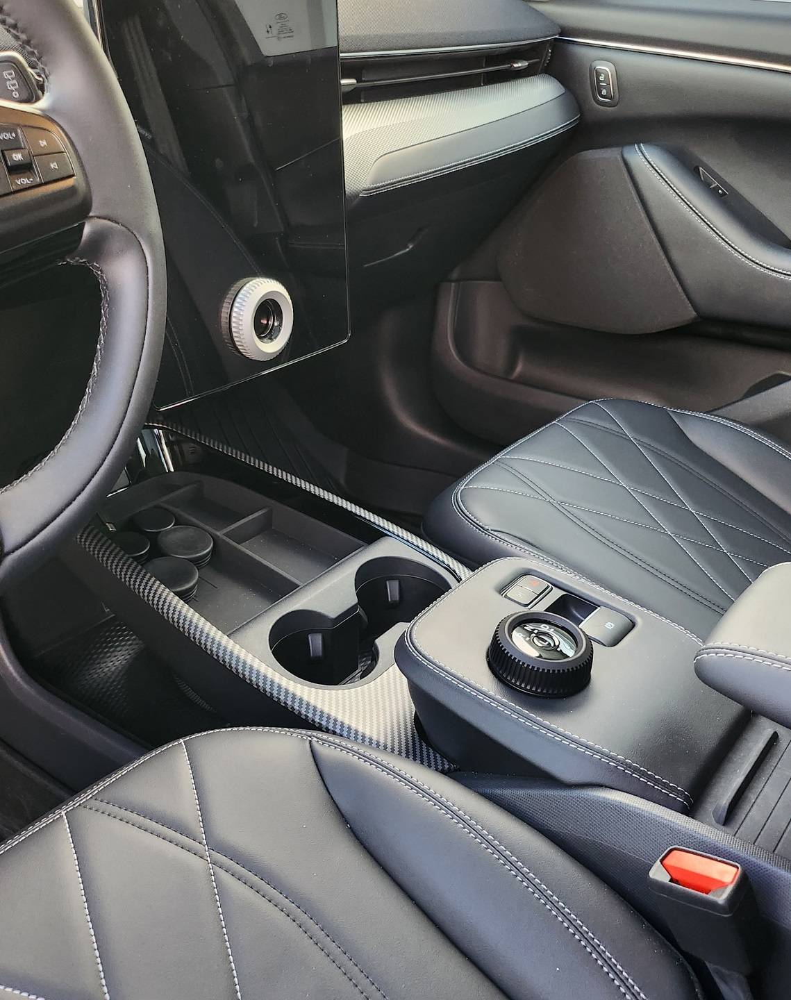 Ford Mustang Mach-E Enhance the Look and Feel of Your Interior with 5 SPURS Dial Crowns 20221223_143758