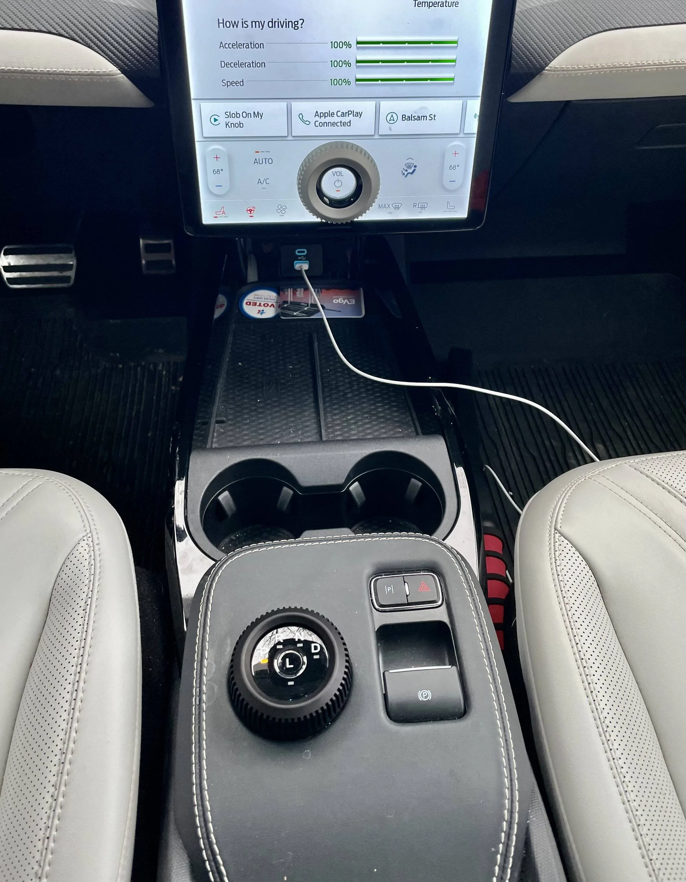Ford Mustang Mach-E Enhance the Look and Feel of Your Interior with 5 SPURS Dial Crowns 79500A59-3E97-4D4C-881C-A086CEE13E03
