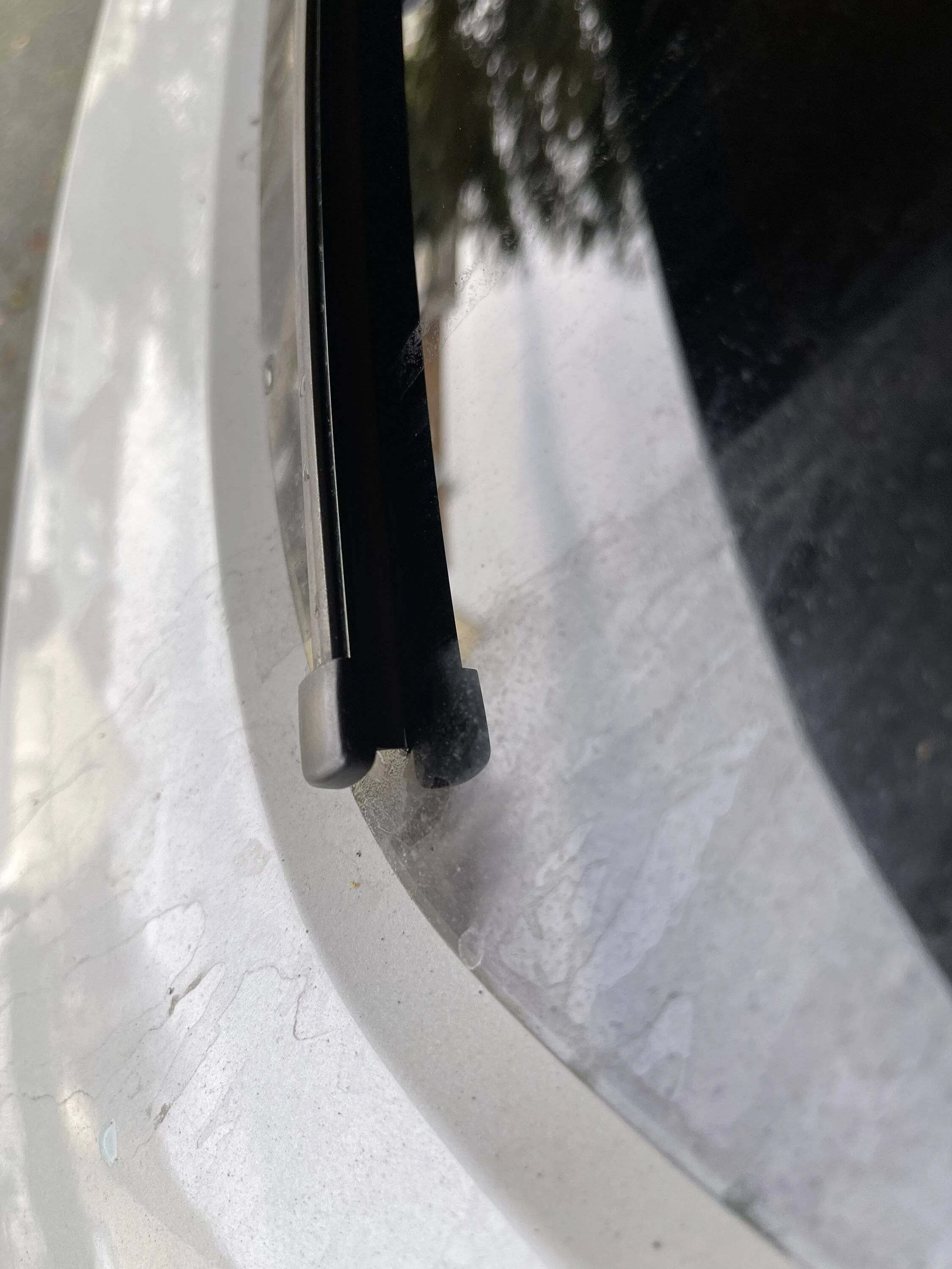 Ford Mustang Mach-E Rear wiper blade - longer replacement? 8697A6A3-E0CD-42DD-8886-55BECDAD7F97