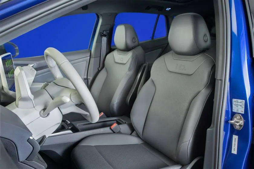 Ford Mustang Mach-E VW ID.4 Unveiled Today a%2F52b03e574bb3a535ac42a34c69b4%2Fid.4%20interior