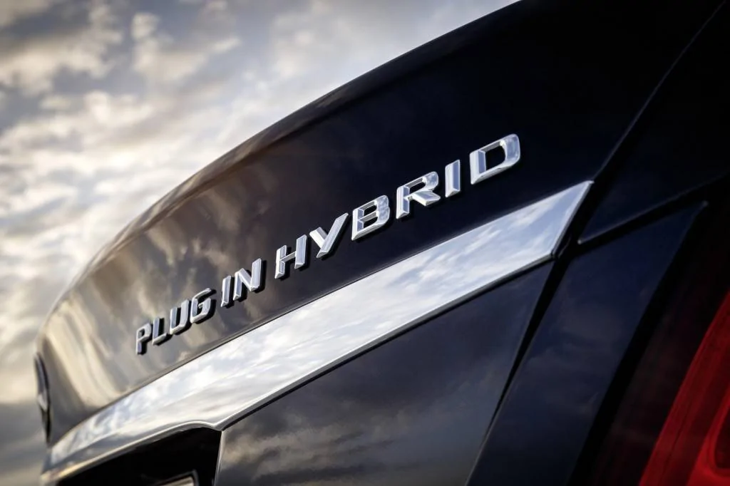 Ford Mustang Mach-E Report: Plug-in hybrids are polluting more than claimed mercedes-benz-c-class_100496626_l