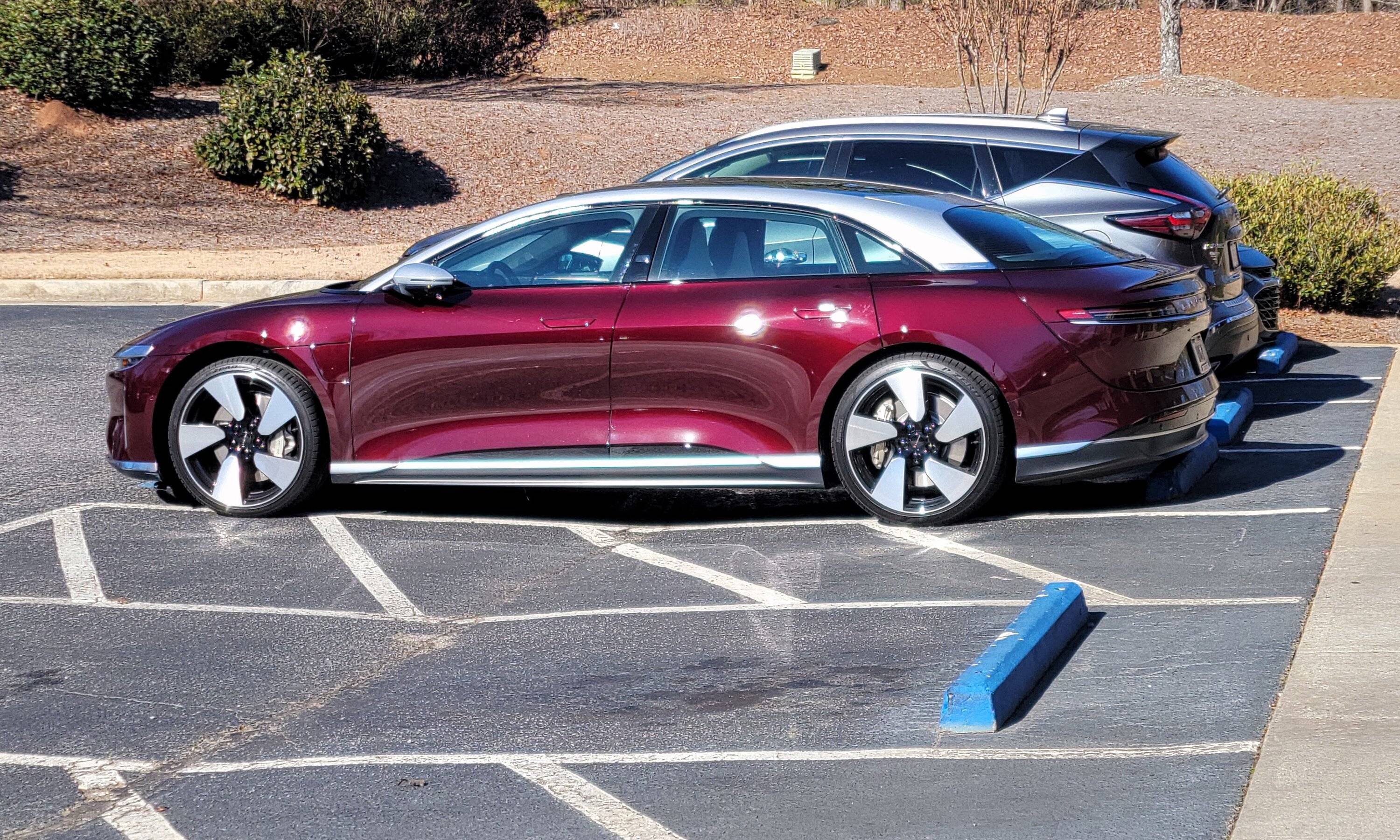 Ford Mustang Mach-E Lucid Air at same DCFC.... lucid