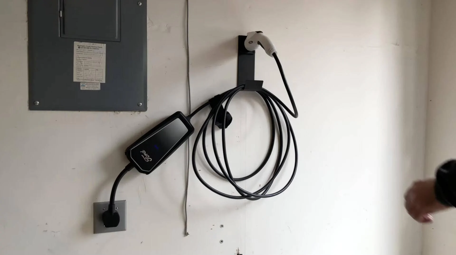 Ford Mustang Mach-E How Do You Roll (your charging cable)? Screen Shot 2023-01-22 at 8.42.02 AM