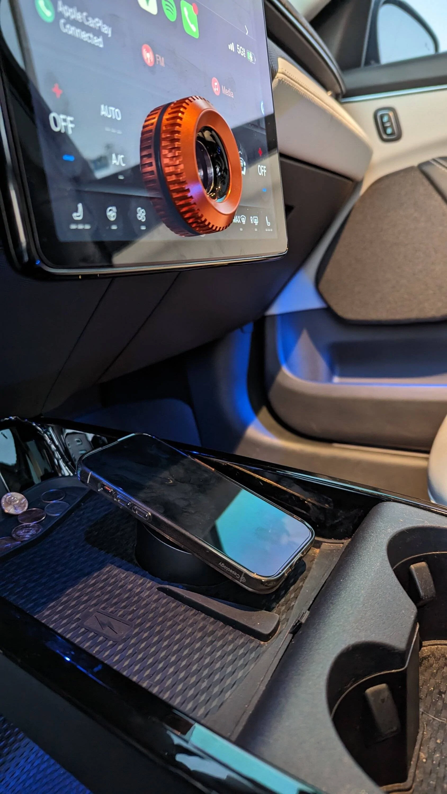 Ford Mustang Mach-E DIY Amazon magsafe phone dock CCB062CC-B4E6-4729-9DAC-03EE5289121C