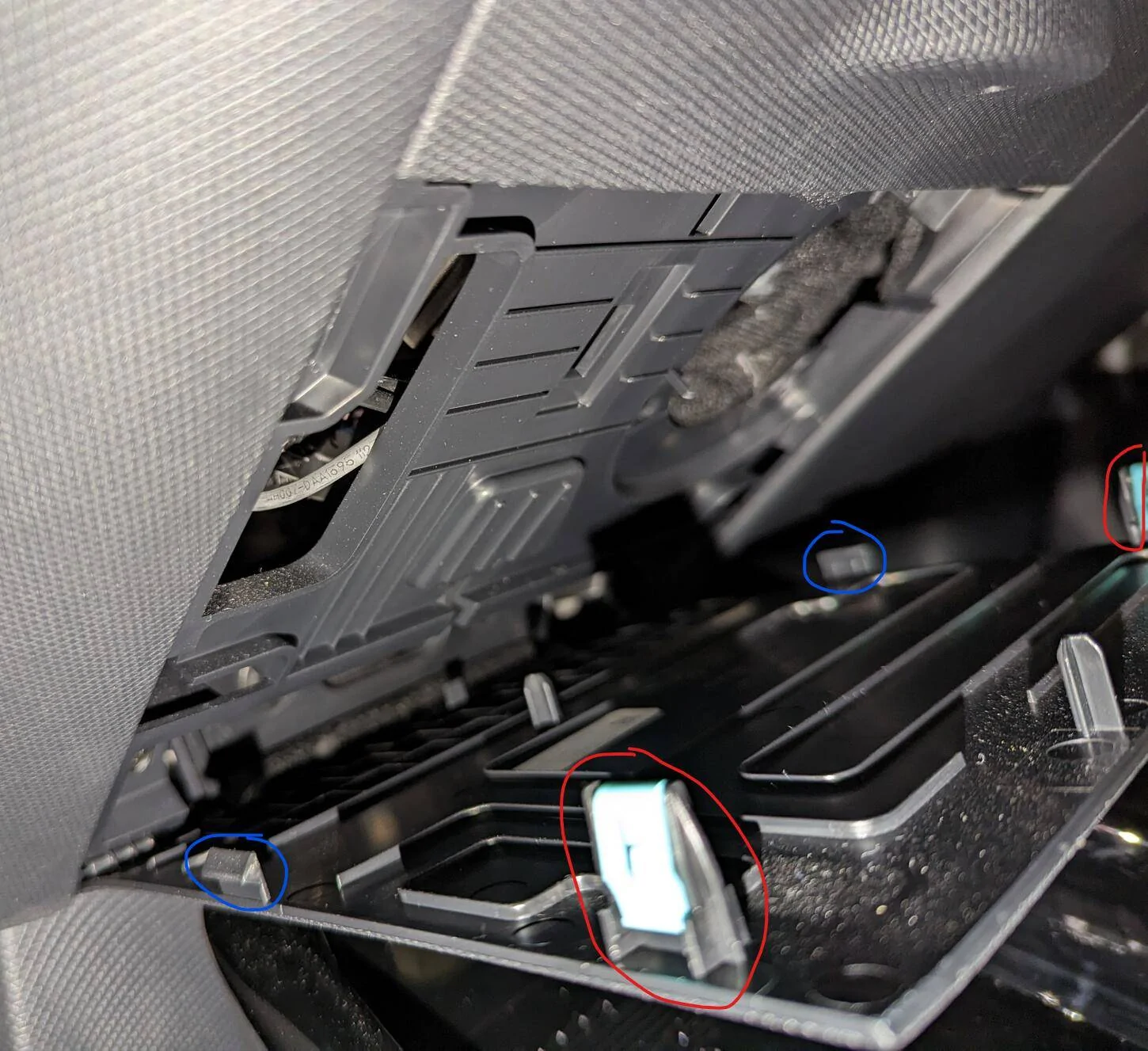 Ford Mustang Mach-E Wireless charger in media bin removal 1676607557463