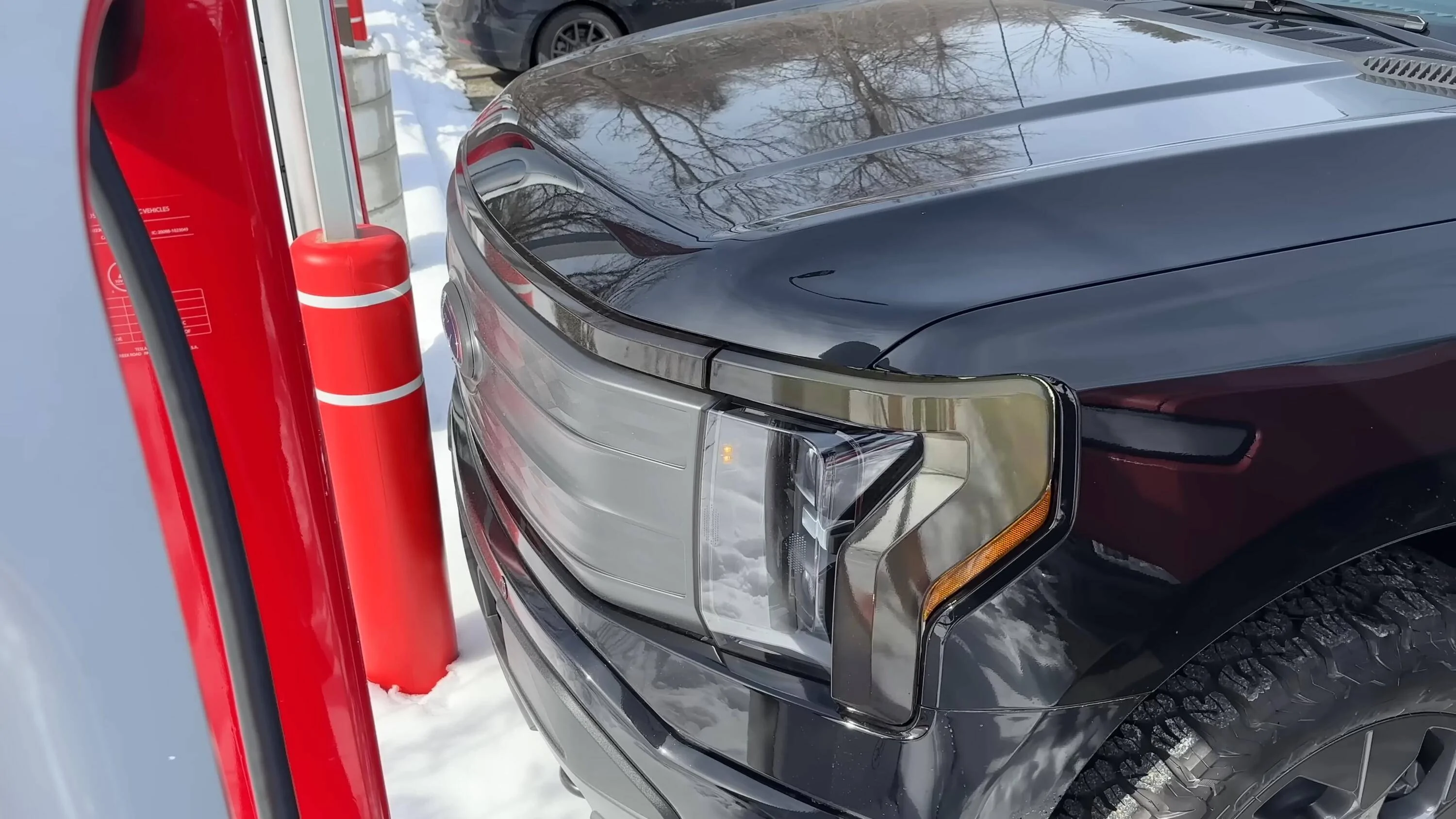 Ford Mustang Mach-E Tesla Removes Signs/Bollards from Magic Dock Supercharger Site Charging a non-Tesla at a Tesla Supercharger! 11-7 screenshot