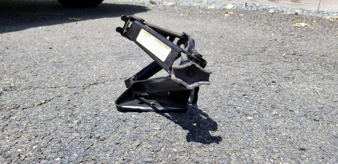 Ford Mustang Mach-E Project Tow Hook .....  or mitigating a $28,000 worry folded Ford Crown Victoria jack