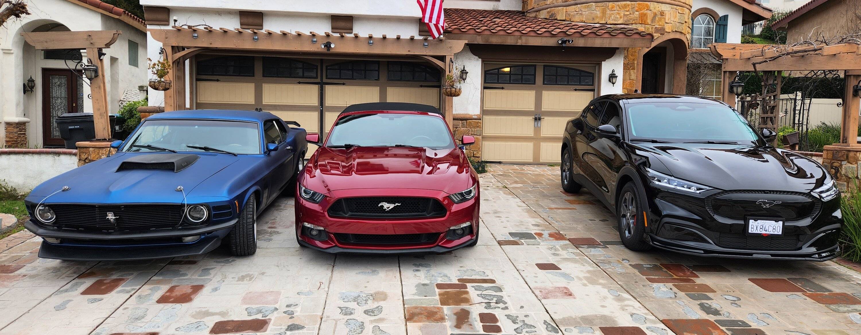 Ford Mustang Mach-E 3 generations 20230311_154331