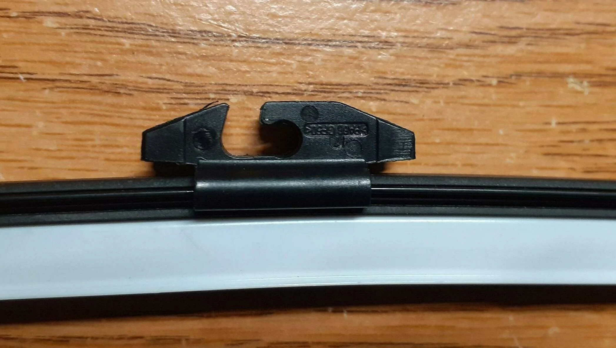 Ford Mustang Mach-E Rear wiper blade - longer replacement? Wiper Cli