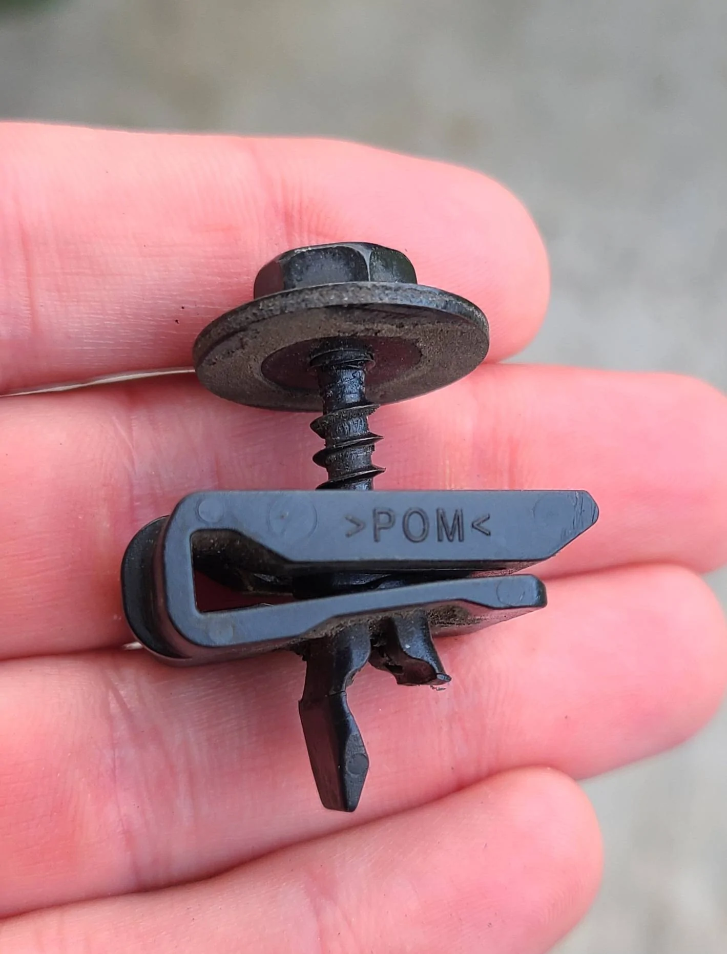Ford Mustang Mach-E Panel/trim clips 20230331_165735