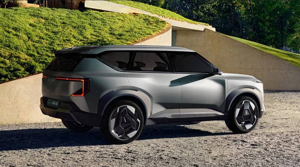 Ford Mustang Mach-E 2024 Kia EV5 Untitled2