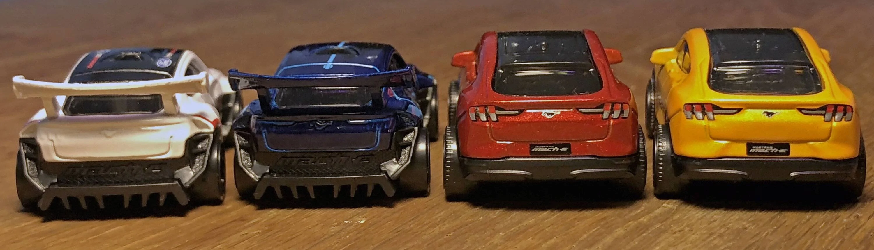 Ford Mustang Mach-E Hot Wheels & Matchbox - Gotta catch 'em all Select_back