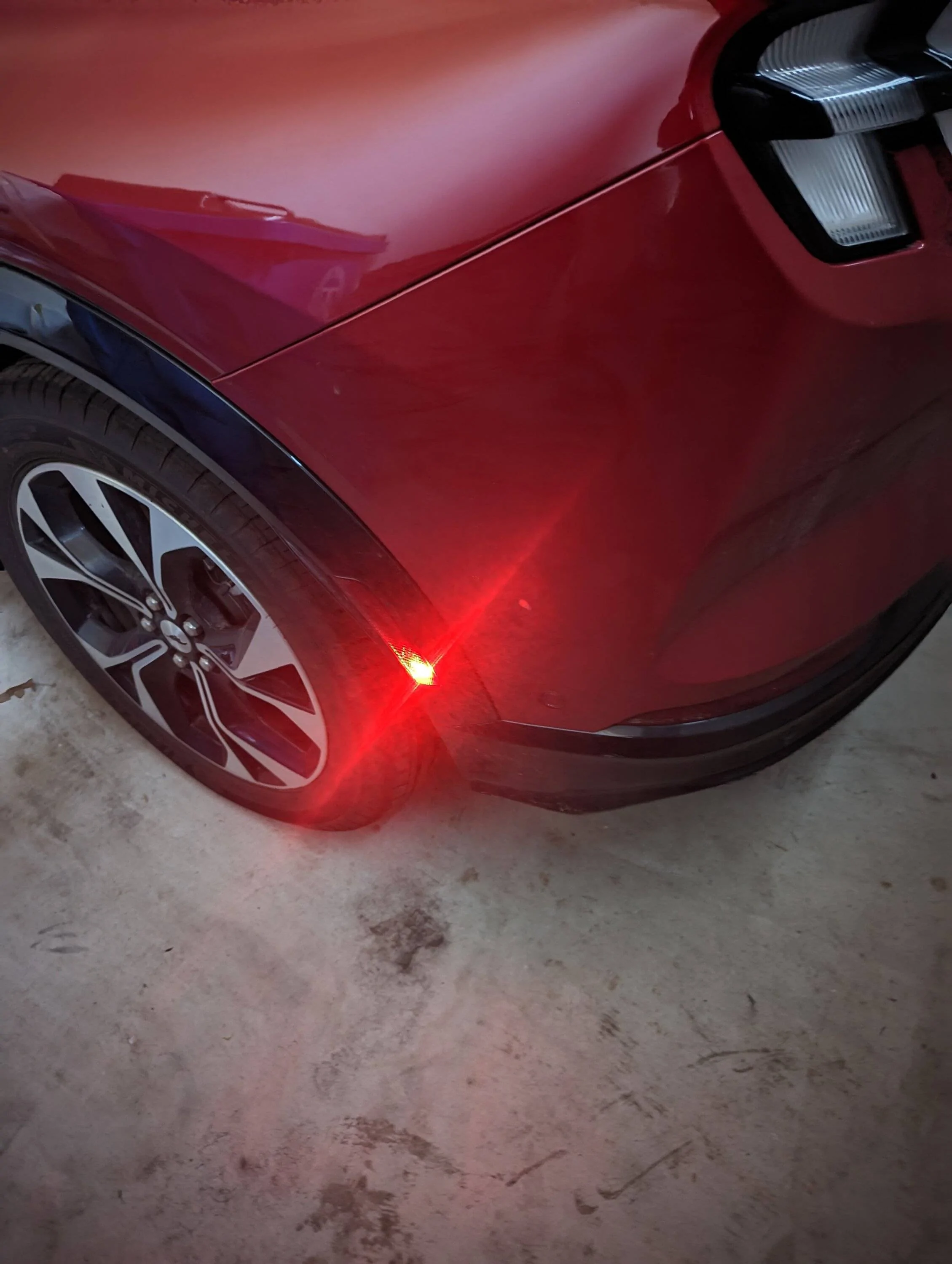 Ford Mustang Mach-E Fender light won't turn off - suggestions? PXL_20230424_111157954